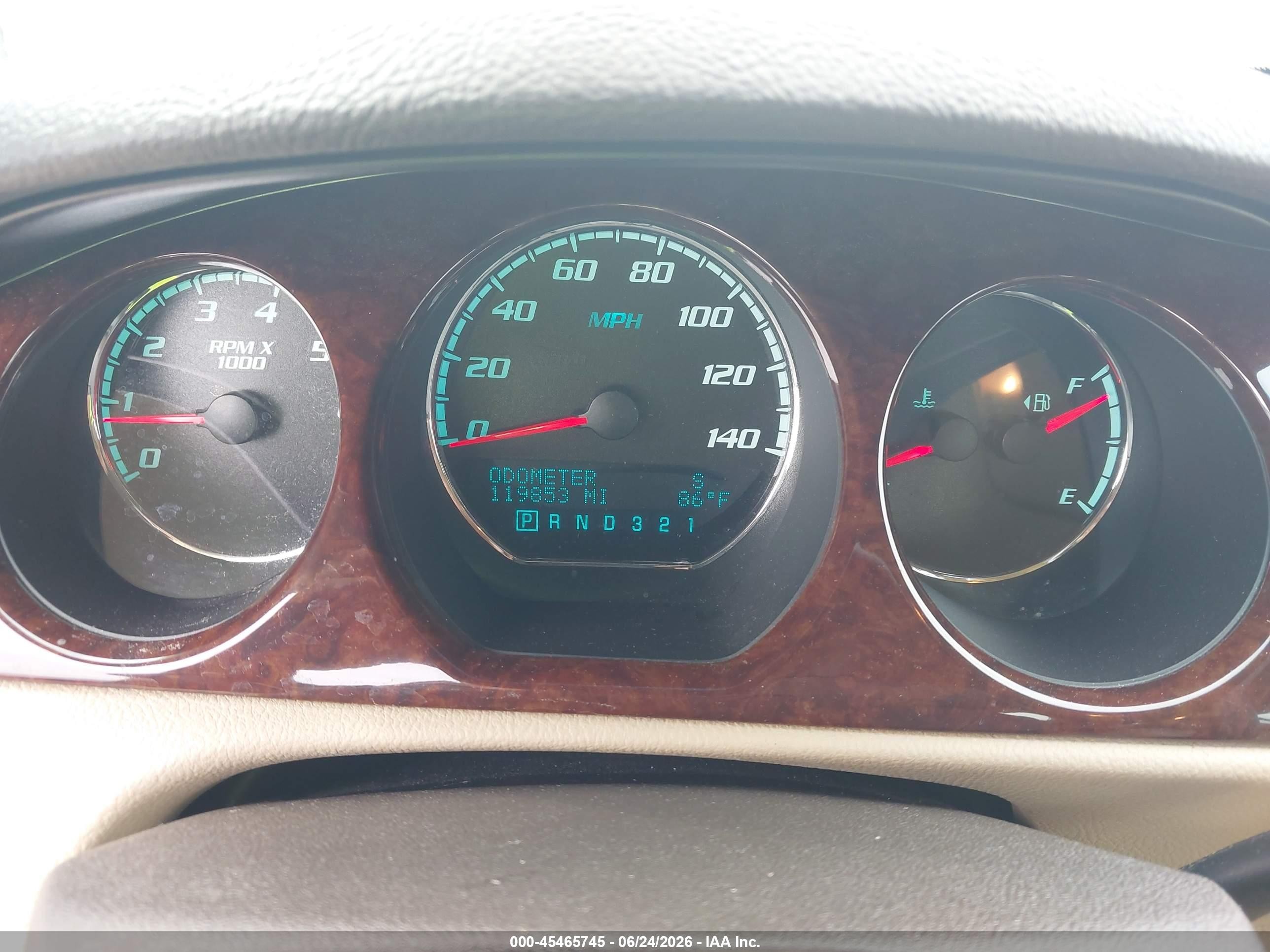 2010 Buick Lucerne Cxl White vin: 1G4HC5EMXAU132756