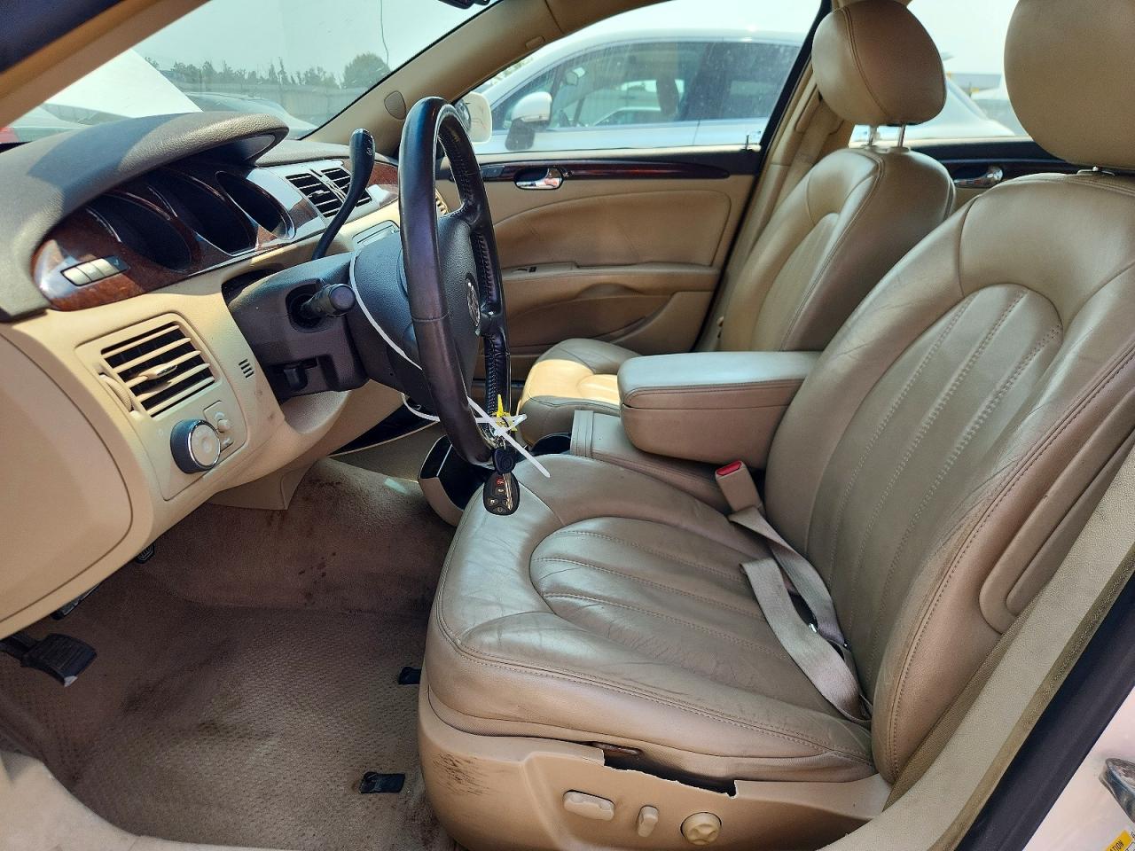 2010 Buick Lucerne Cxl White vin: 1G4HC5EMXAU137326