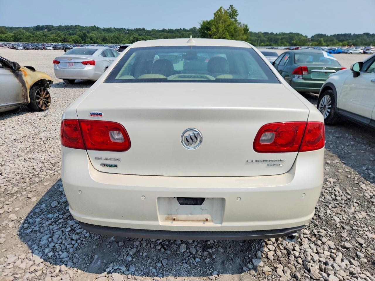 2010 Buick Lucerne Cxl White vin: 1G4HC5EMXAU137326