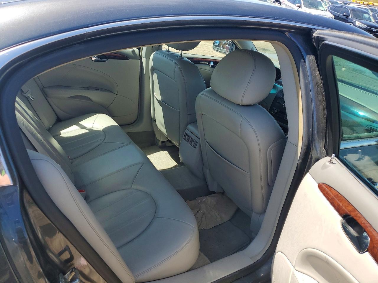 2011 Buick Lucerne Gray vin: 1G4HC5EMXBU135786