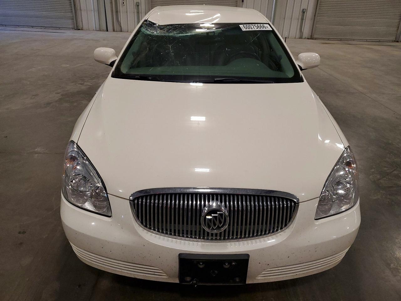 2009 Buick Lucerne Cxl White vin: 1G4HD57179U117644