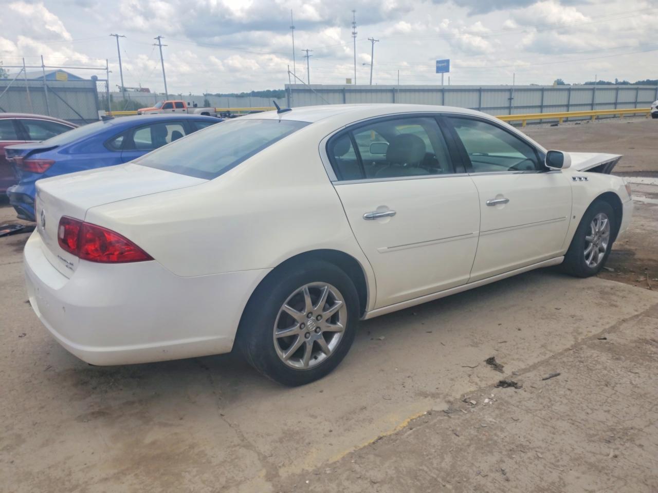 2007 Buick Lucerne Cxl White vin: 1G4HD57207U104966