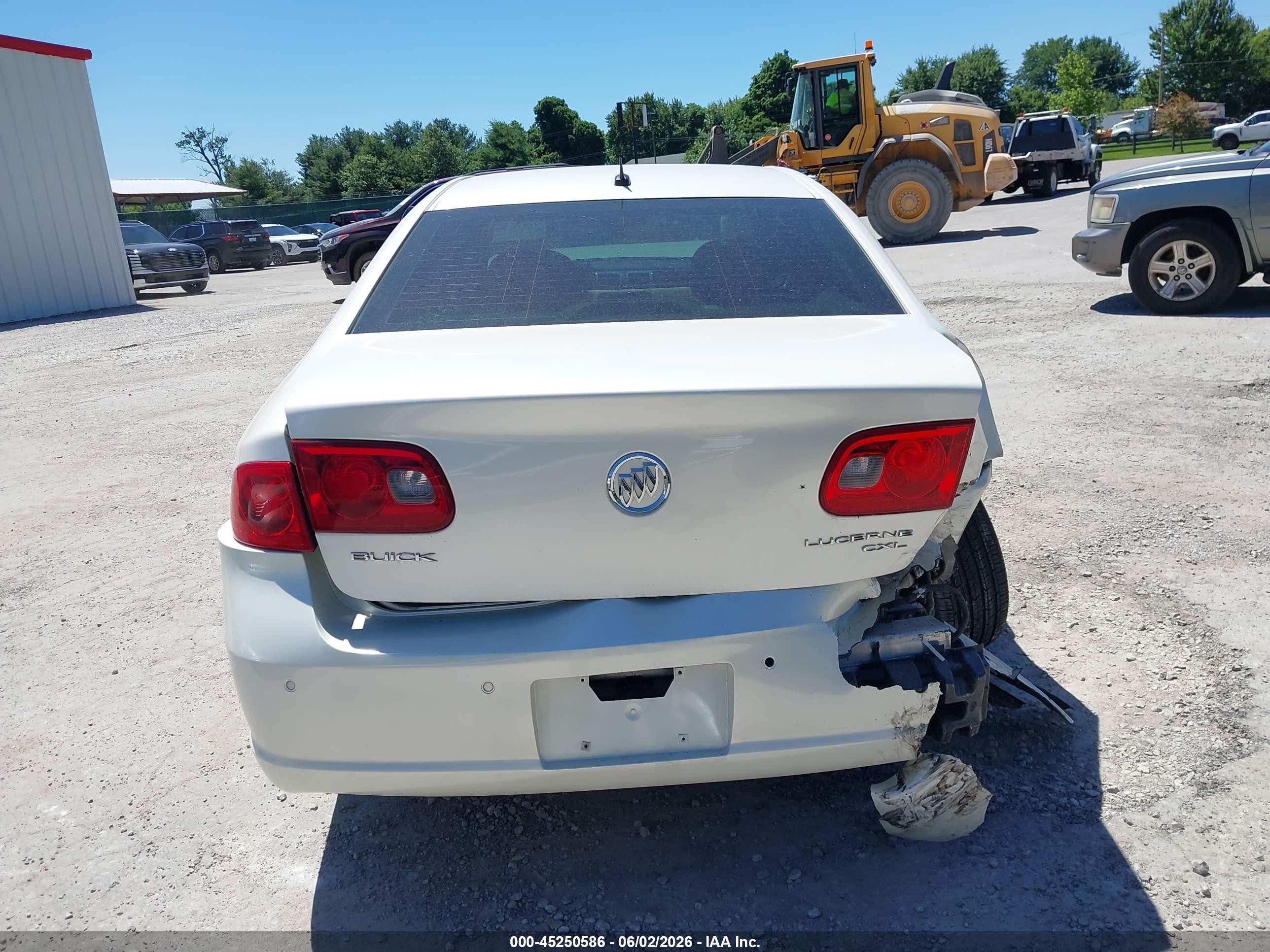 2007 Buick Lucerne Cxl White vin: 1G4HD57207U236433