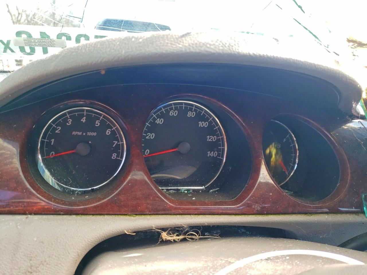 2011 Buick Lucerne Серебряный vin: 1G4HD57216U256477