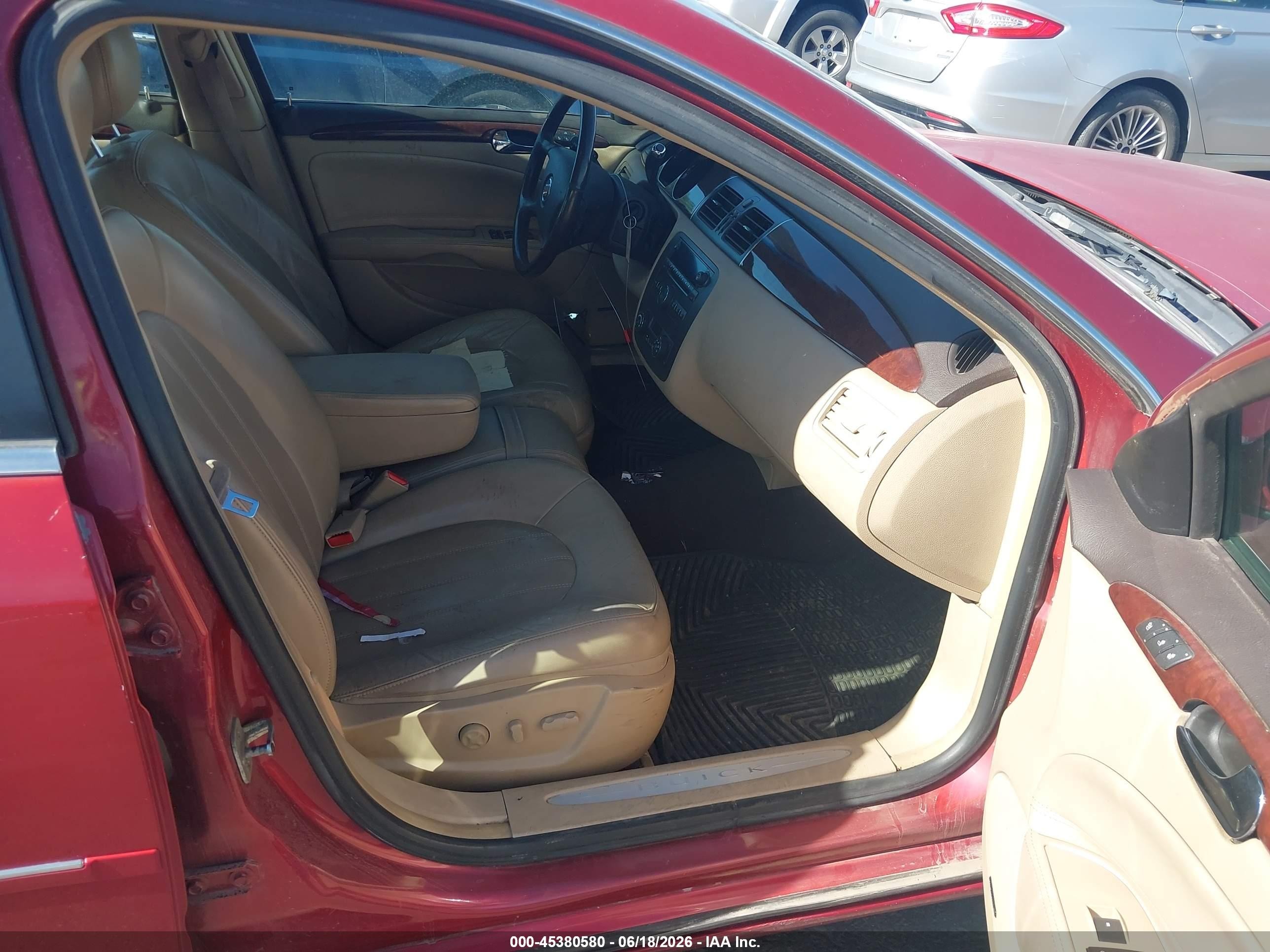 2007 Buick Lucerne Cxl Красный vin: 1G4HD57217U144957