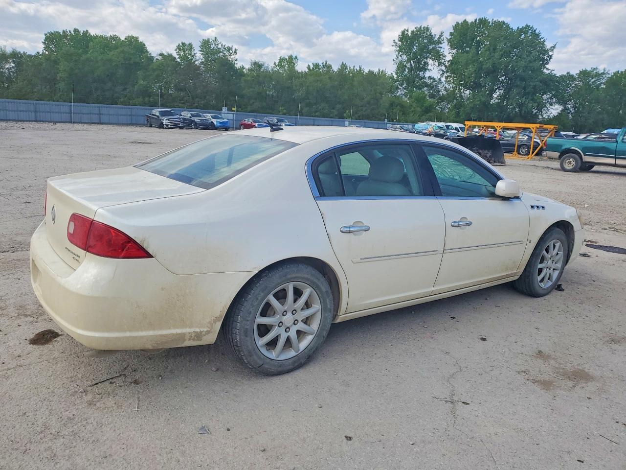 2008 Buick Lucerne Cxl White vin: 1G4HD57218U126749