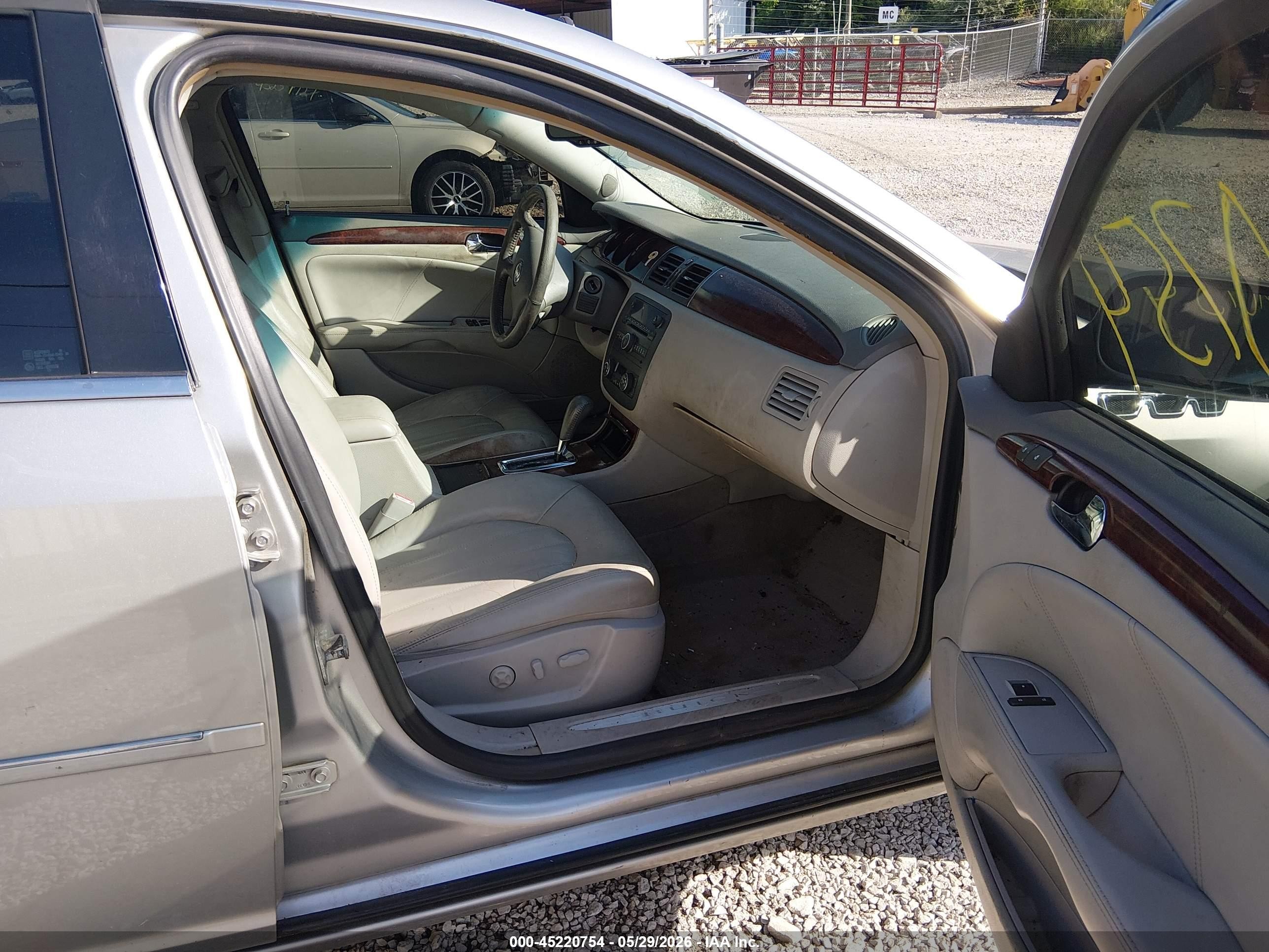 2007 Buick Lucerne Cxl Silver vin: 1G4HD57227U183928