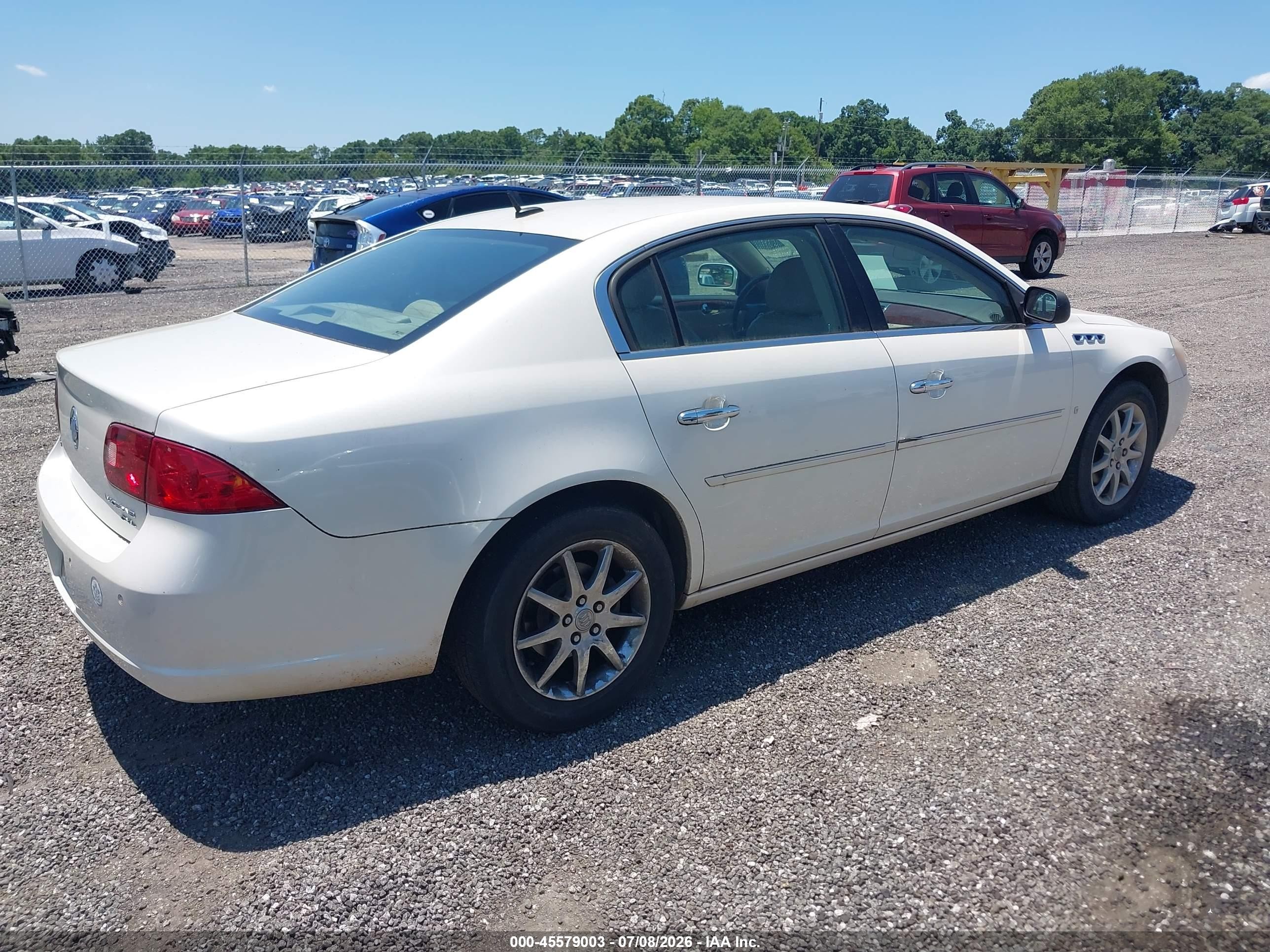 2007 Buick Lucerne Cxl White vin: 1G4HD57237U211591