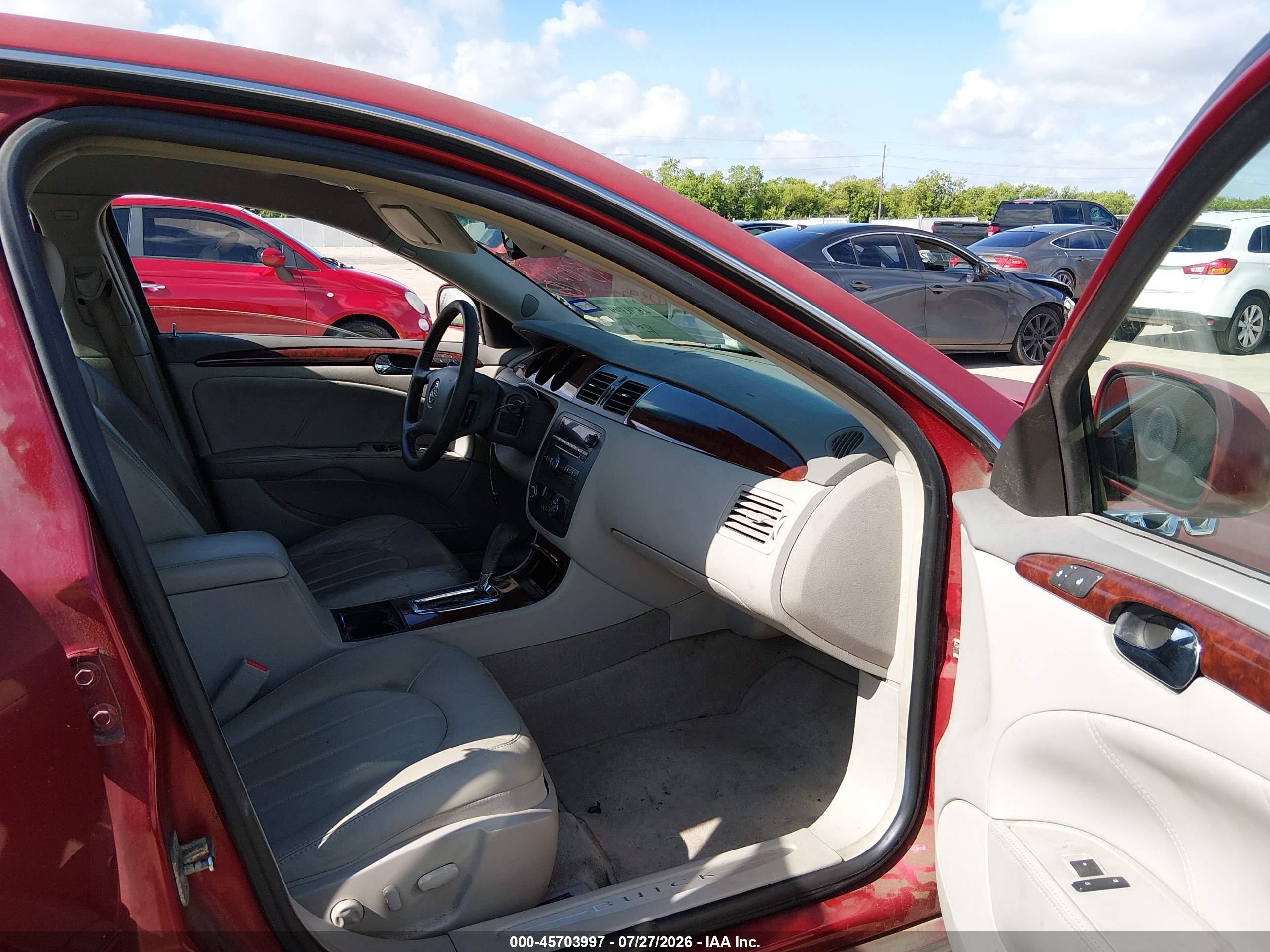 2008 Buick Lucerne Cxl Красный vin: 1G4HD57238U125683