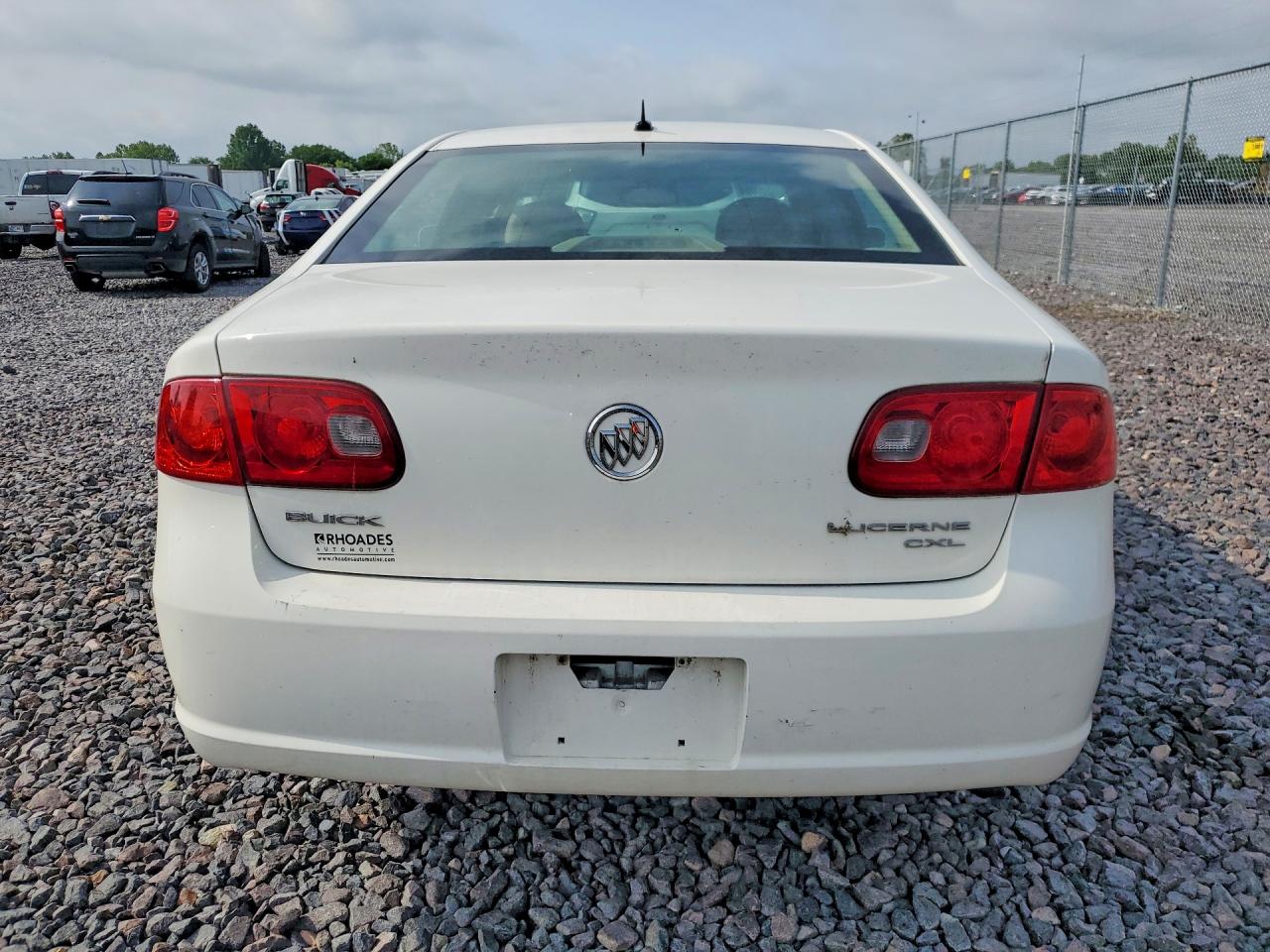 2007 Buick Lucerne Cxl White vin: 1G4HD57247U203886