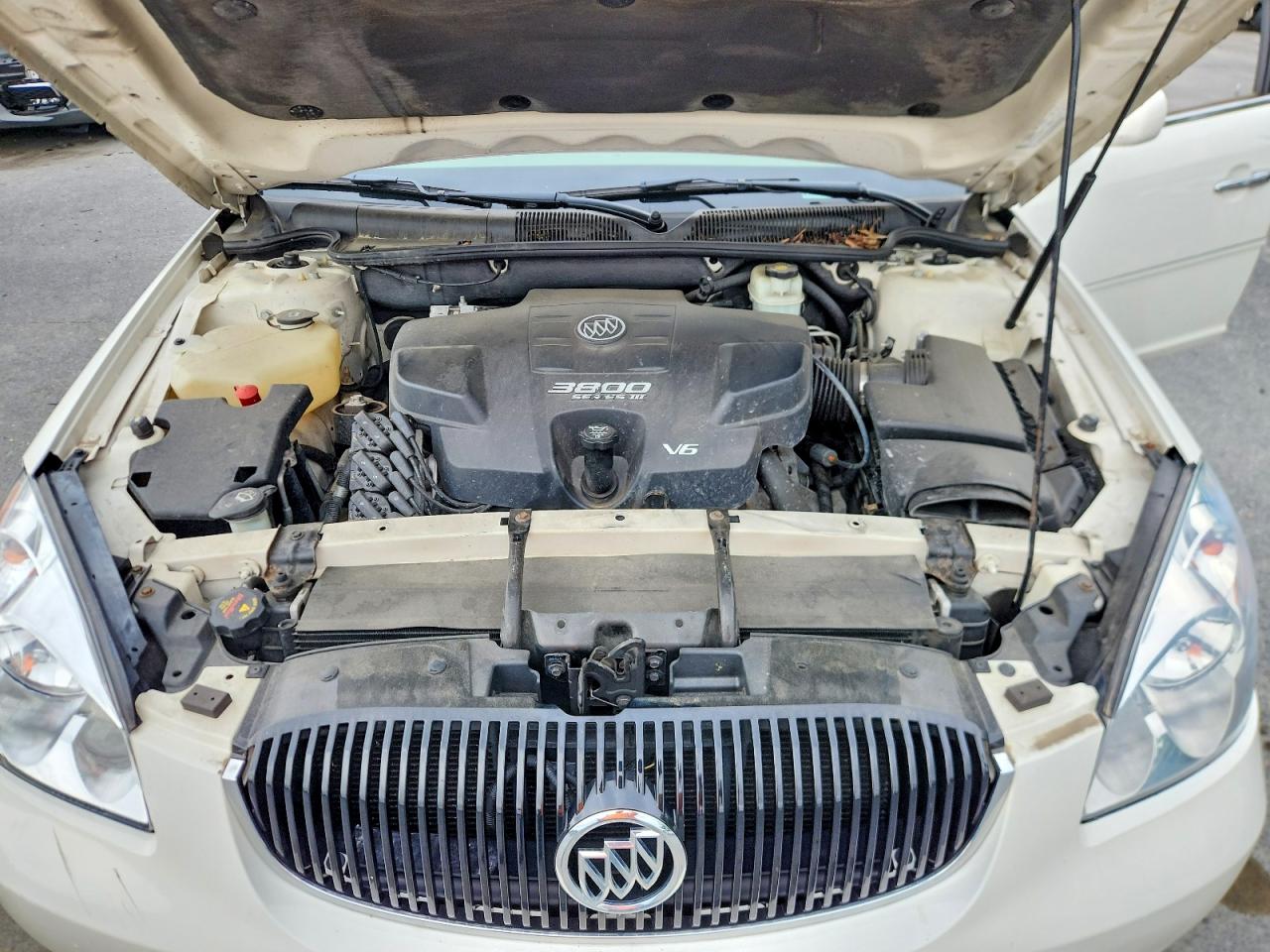 2006 Buick Lucerne Cxl White vin: 1G4HD57256U161873