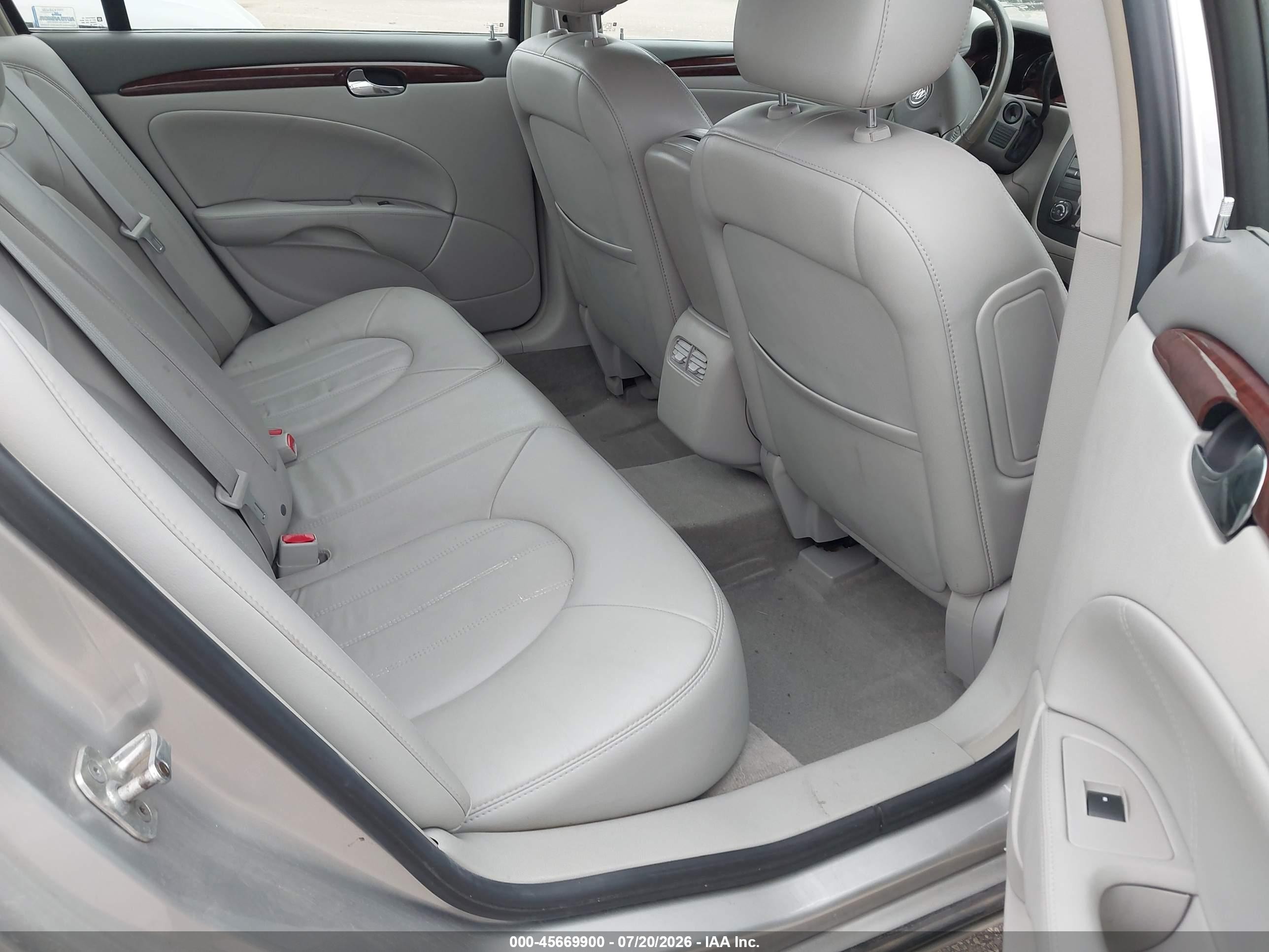 2007 Buick Lucerne Cxl Silver vin: 1G4HD57257U225122