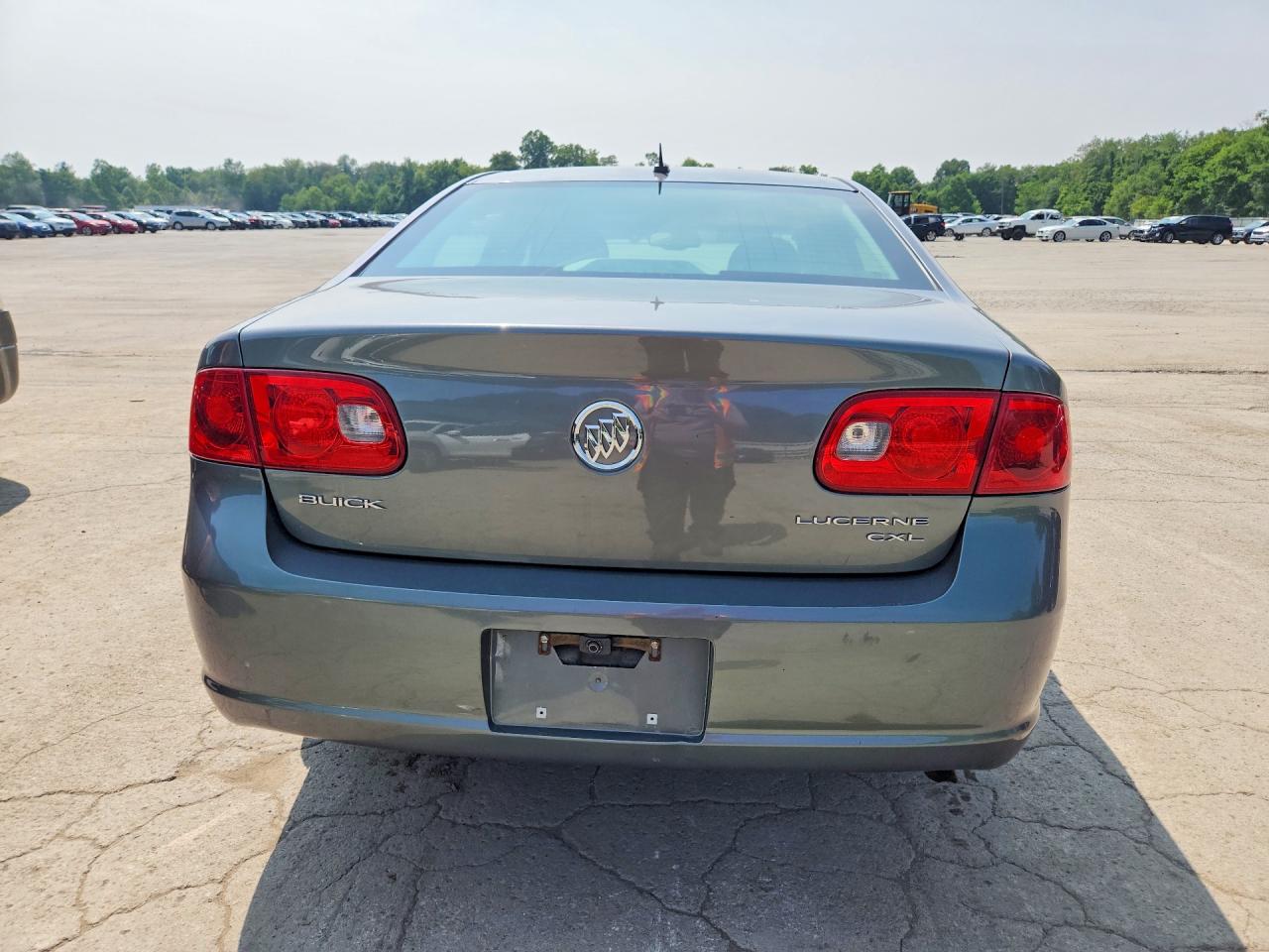 2008 Buick Lucerne Cxl Серый vin: 1G4HD57258U128102