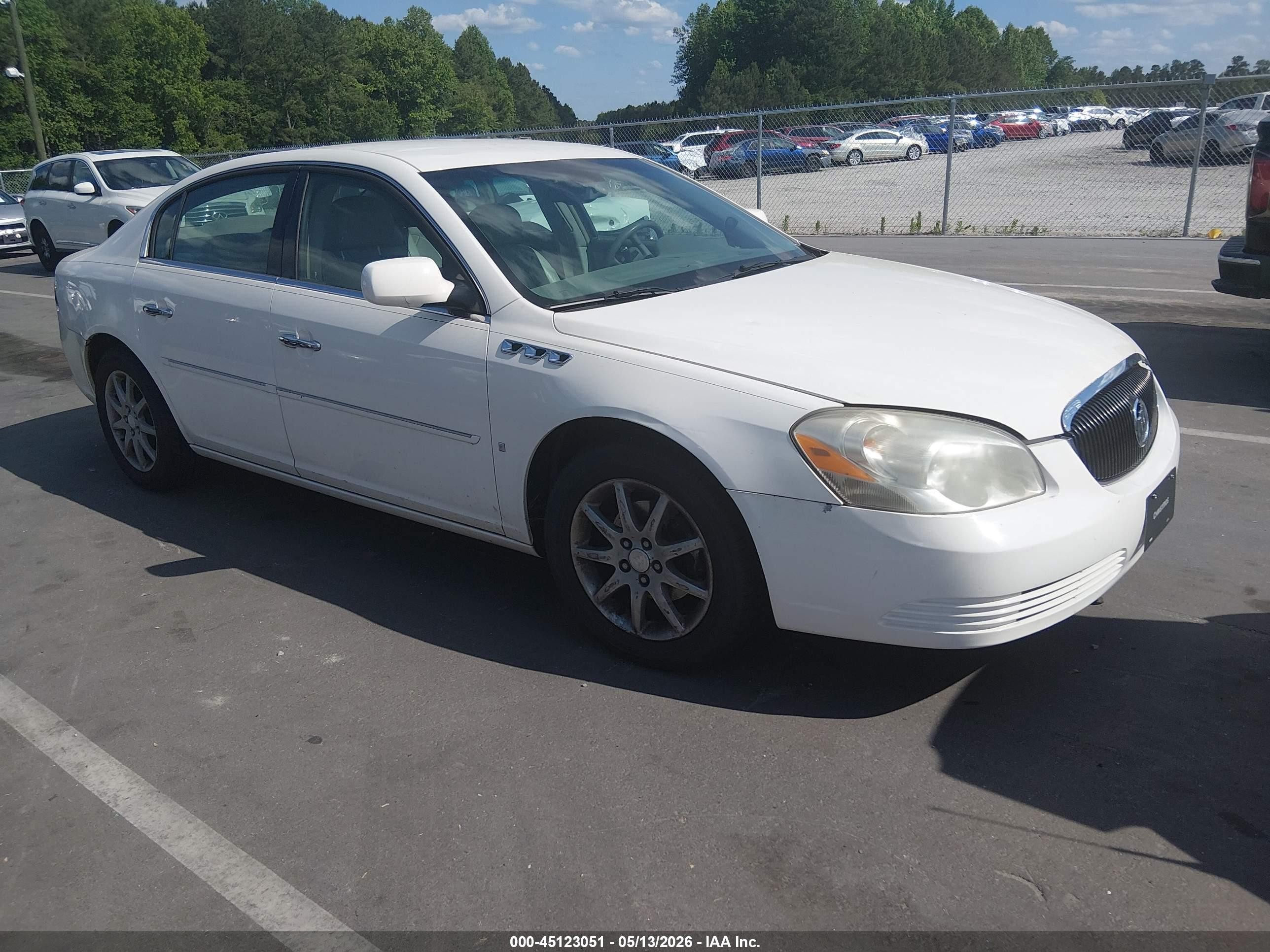 2008 Buick Lucerne Cxl White vin: 1G4HD57258U137995