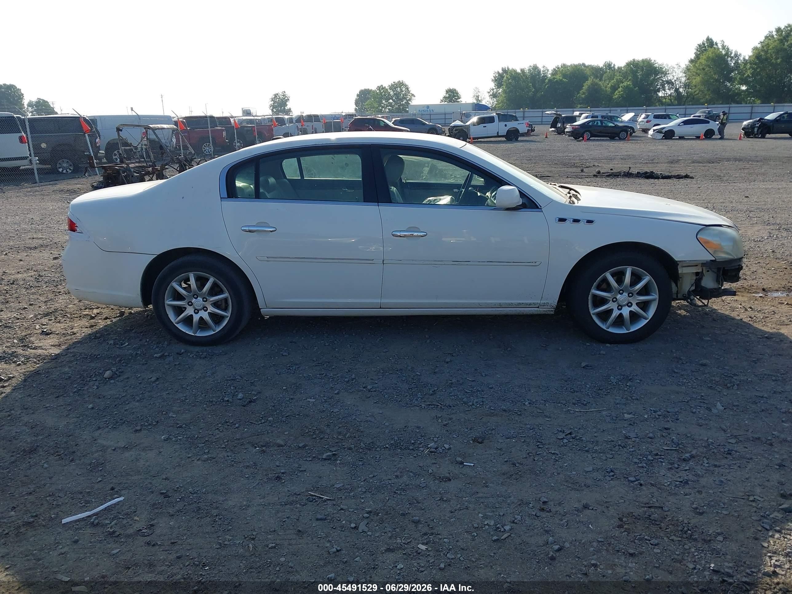 2008 Buick Lucerne Cxl White vin: 1G4HD57258U159513