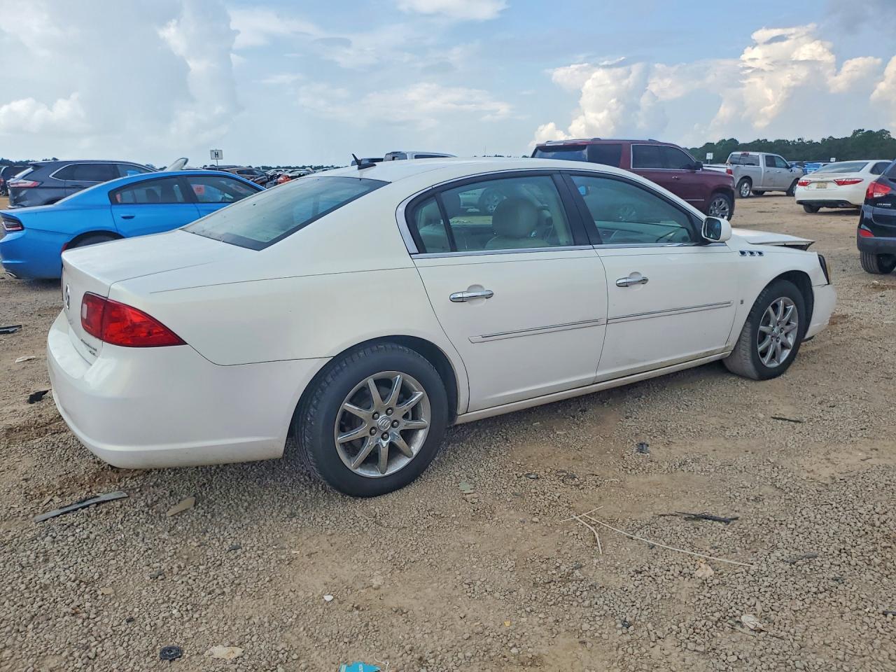 2006 Buick Lucerne Cxl White vin: 1G4HD57266U172848