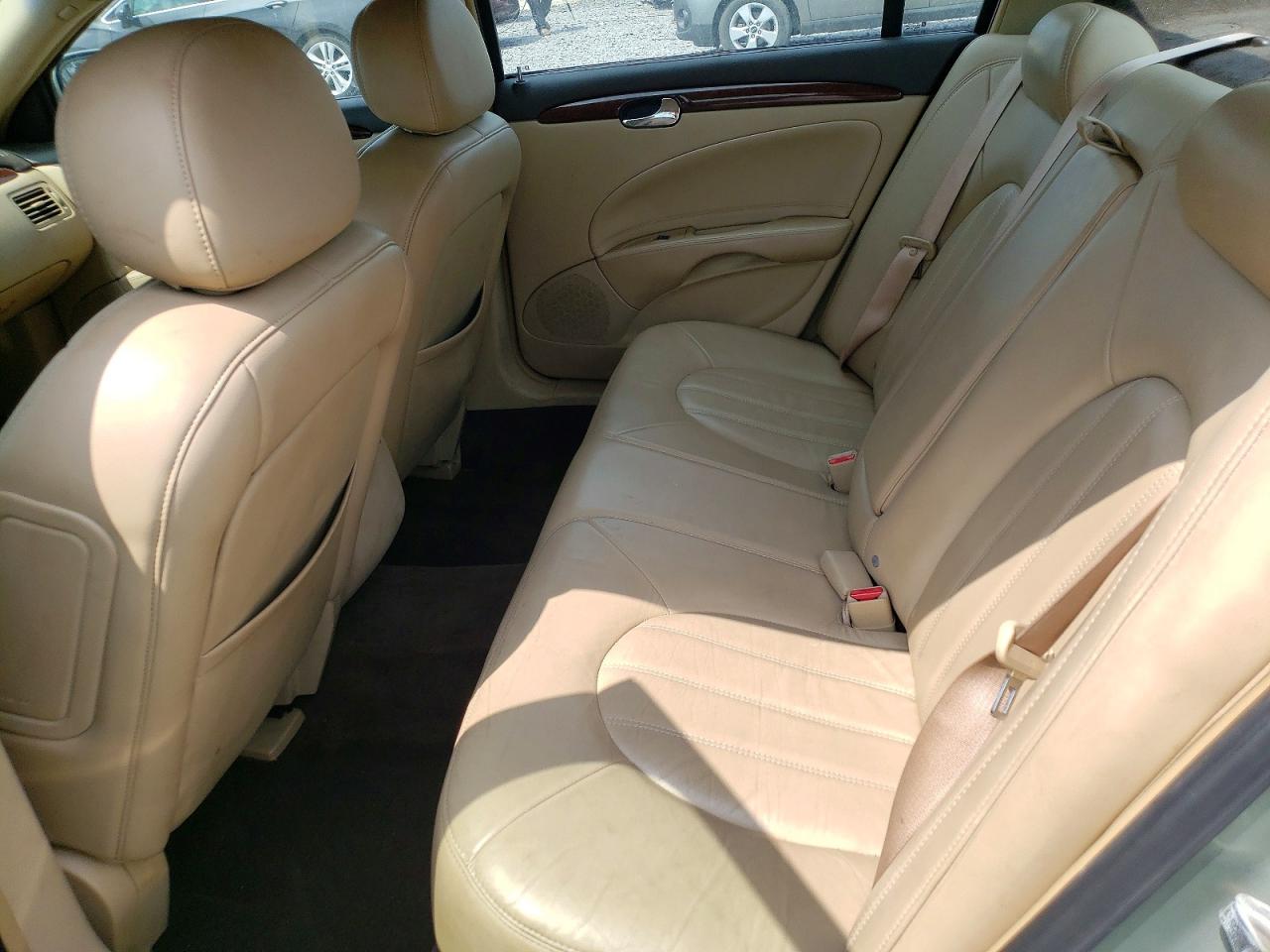 2007 Buick Lucerne Cxl Серебряный vin: 1G4HD57267U116152