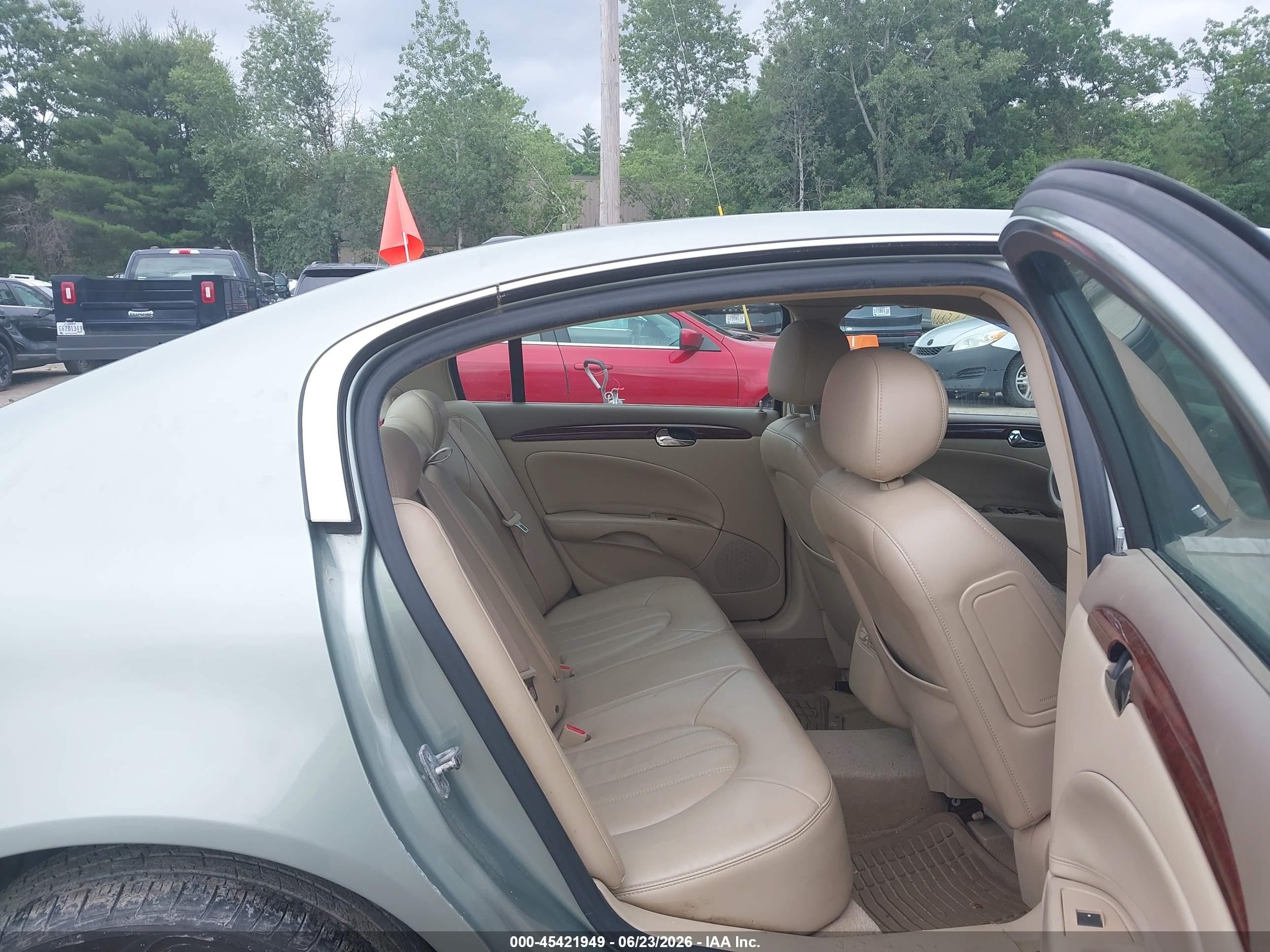 2006 Buick Lucerne Cxl Silver vin: 1G4HD57276U182708