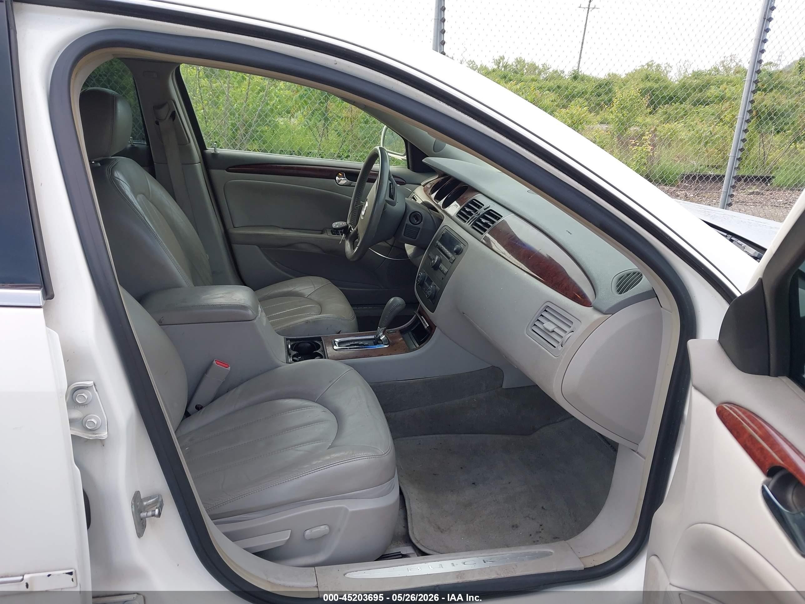 2006 Buick Lucerne Cxl White vin: 1G4HD57286U156795