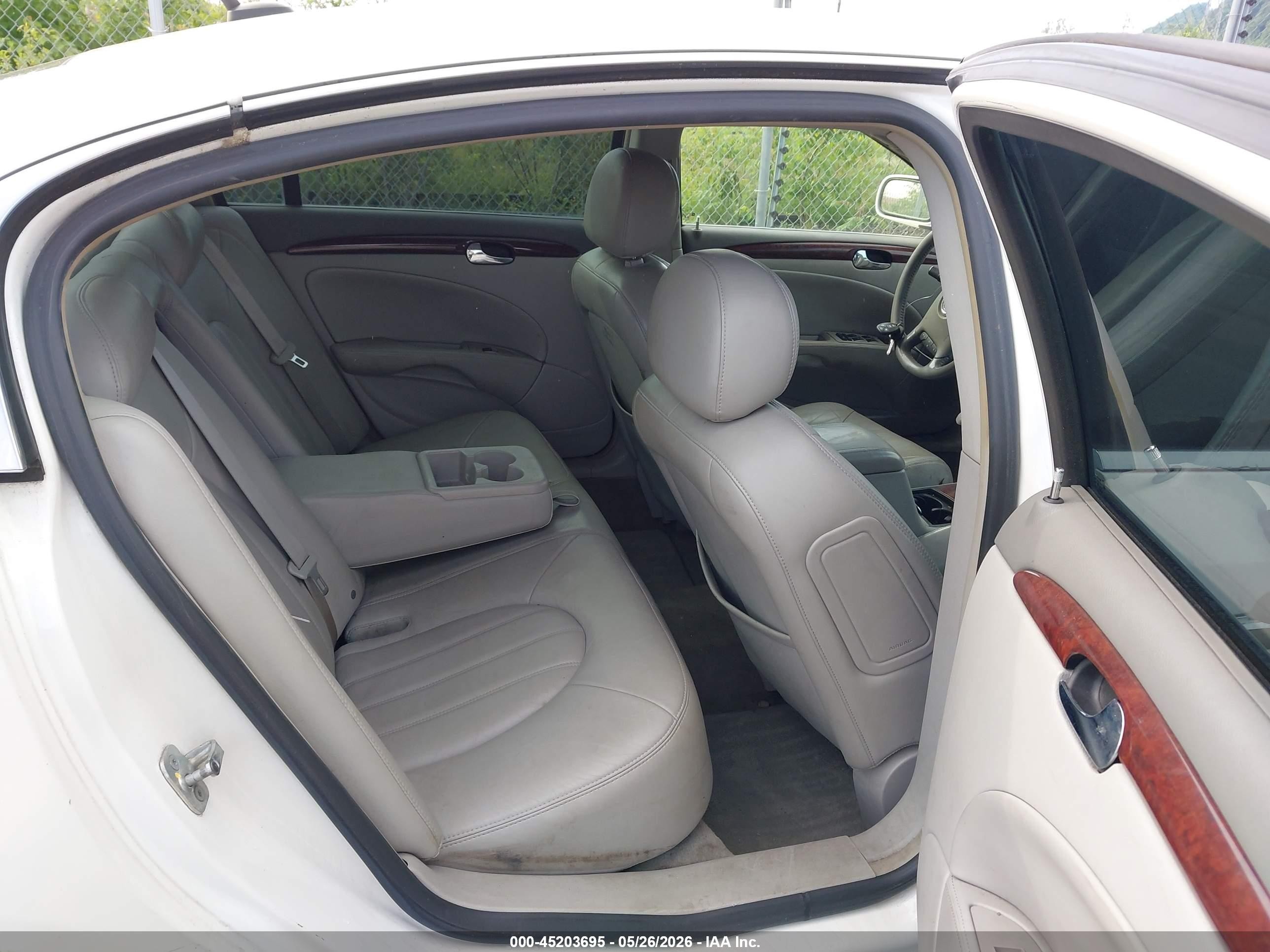 2006 Buick Lucerne Cxl White vin: 1G4HD57286U156795