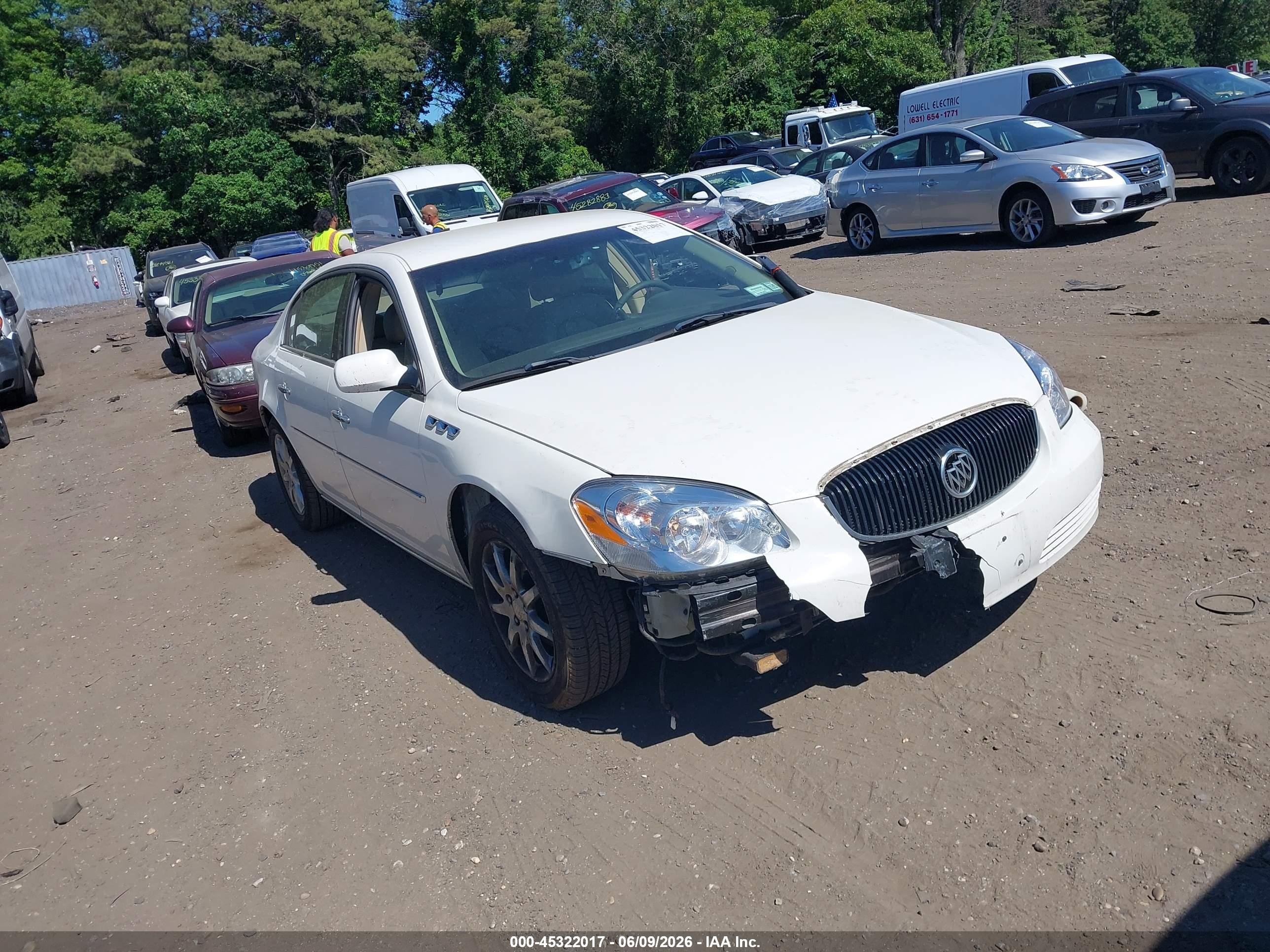 2008 Buick Lucerne Cxl White vin: 1G4HD57288U121368