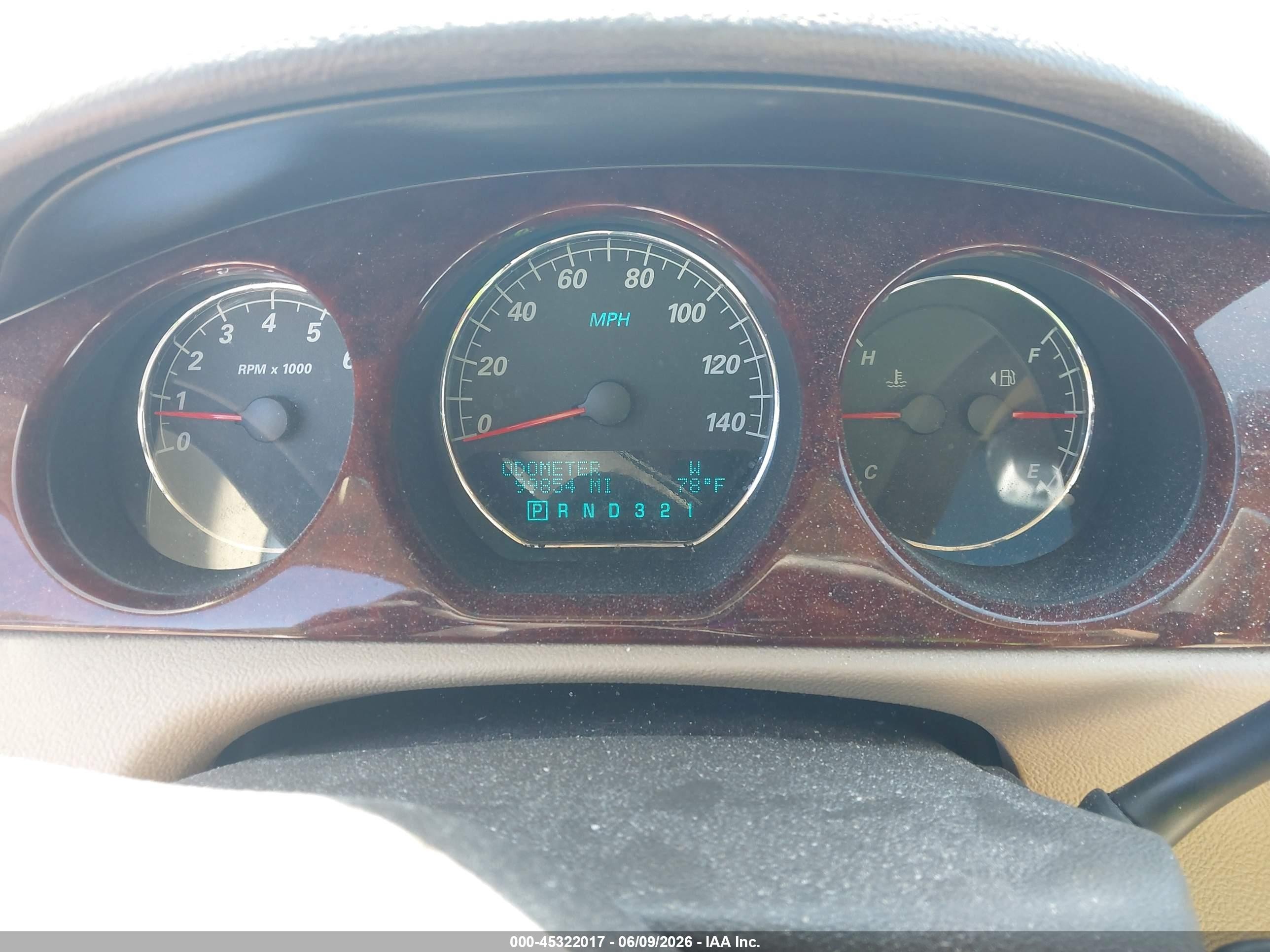2008 Buick Lucerne Cxl White vin: 1G4HD57288U121368