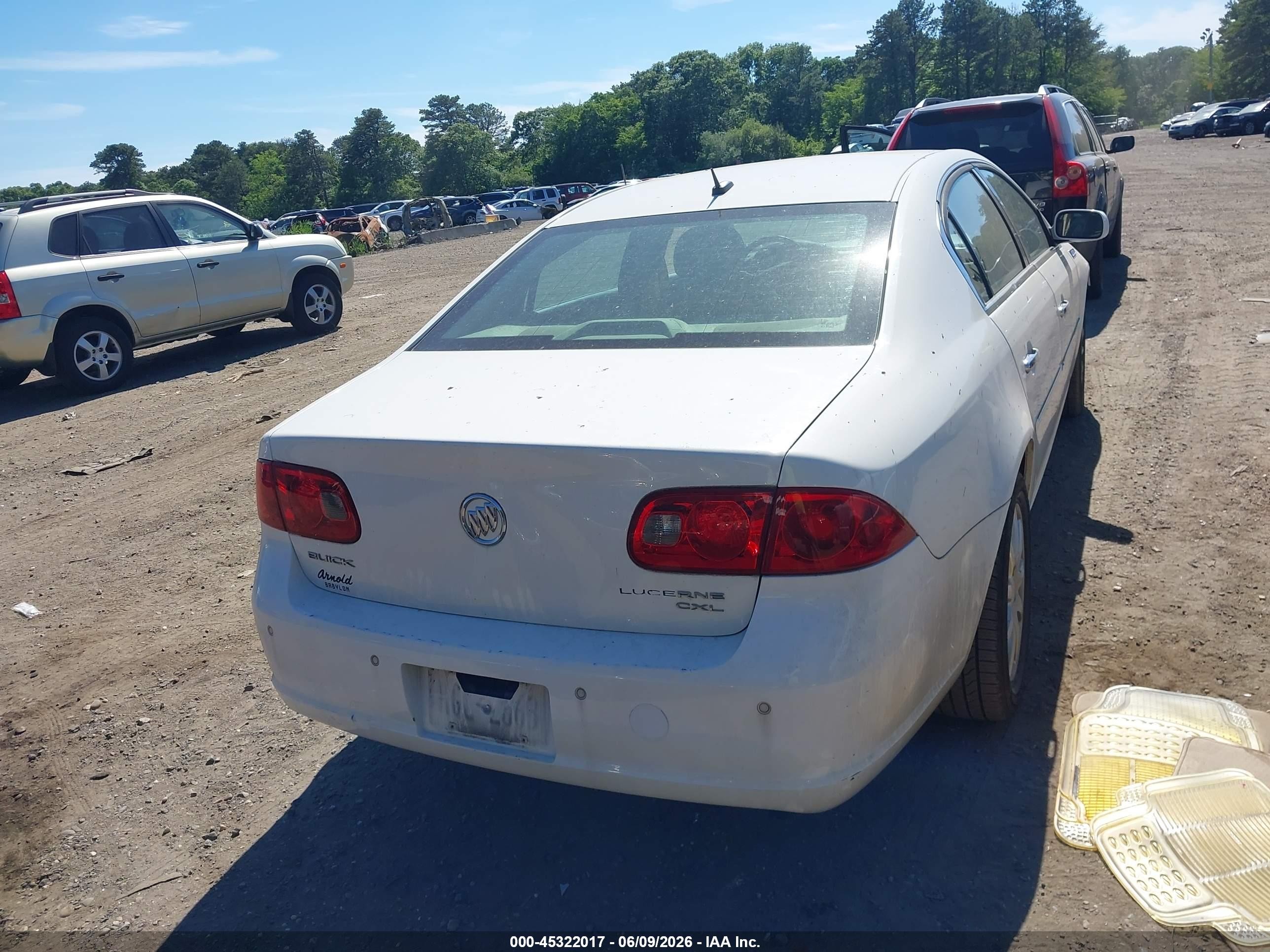 2008 Buick Lucerne Cxl White vin: 1G4HD57288U121368
