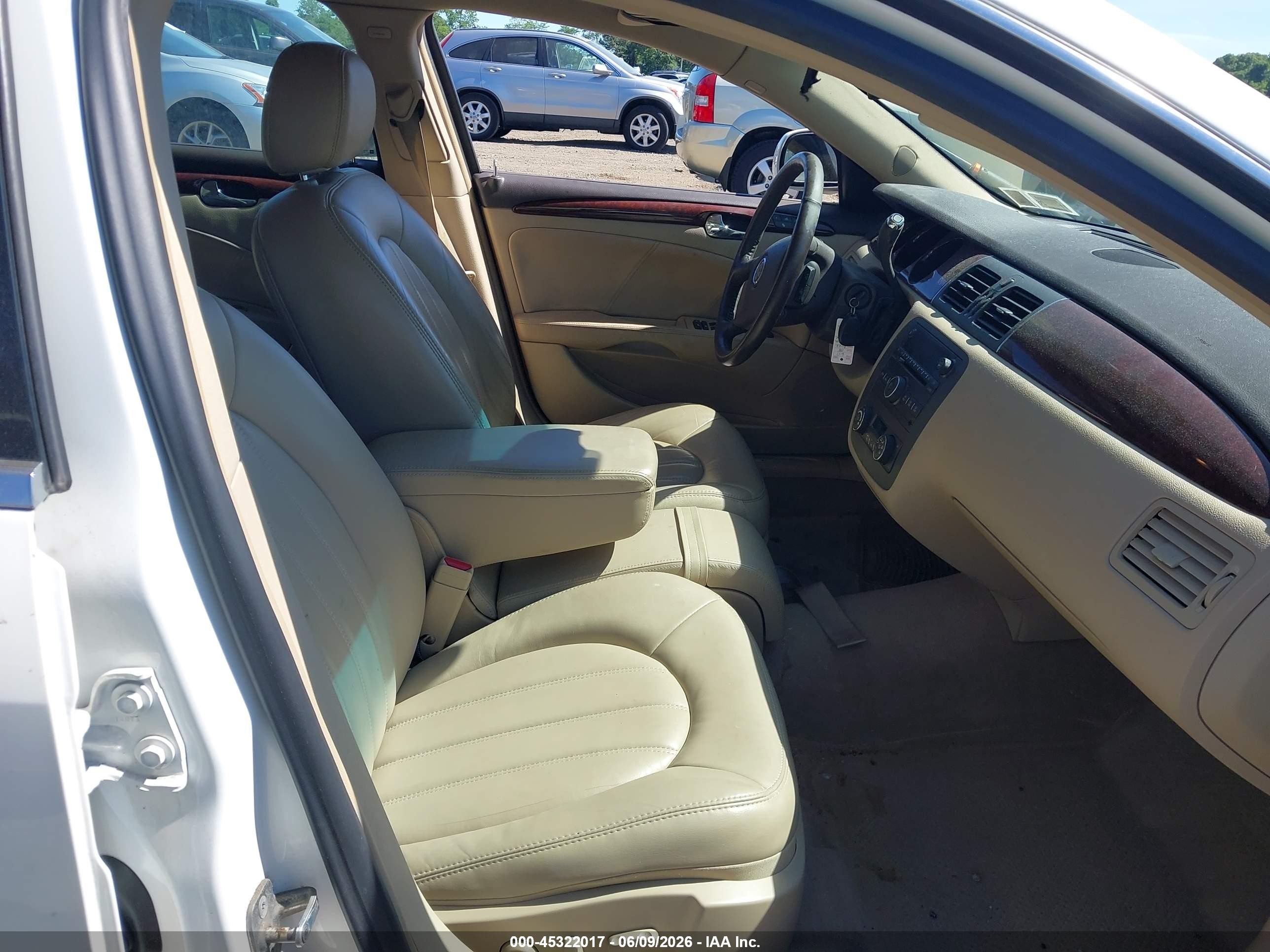 2008 Buick Lucerne Cxl White vin: 1G4HD57288U121368