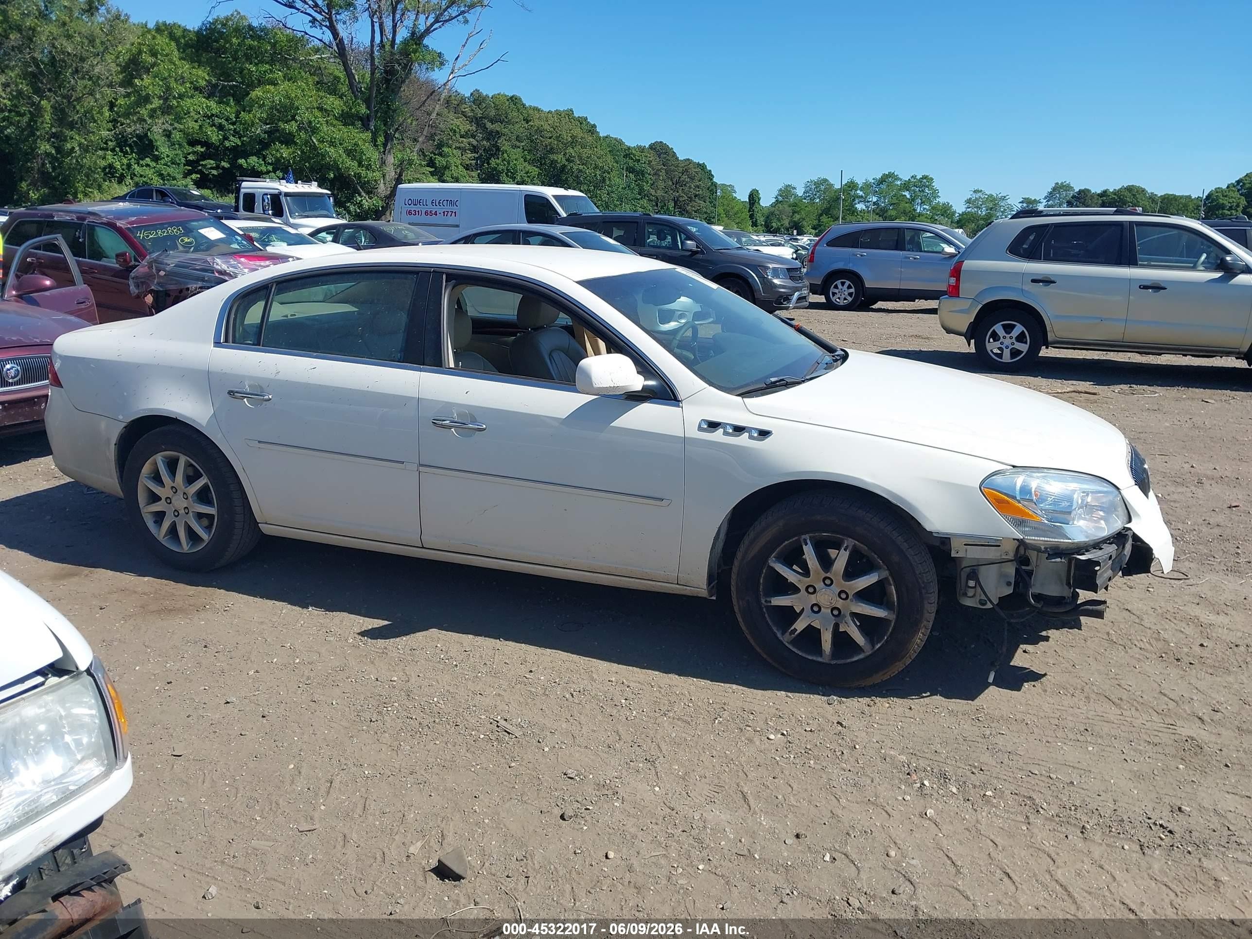 2008 Buick Lucerne Cxl White vin: 1G4HD57288U121368