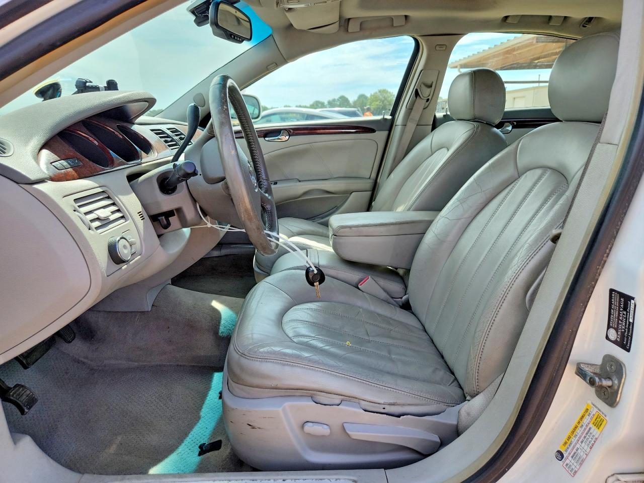 2008 Buick Lucerne Cxl White vin: 1G4HD57288U152782