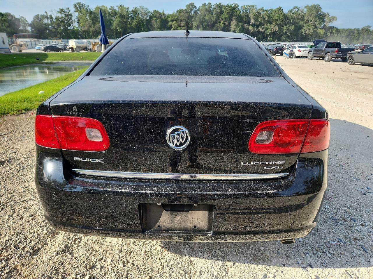 2008 Buick Lucerne Cxl Черный vin: 1G4HD57288U183496
