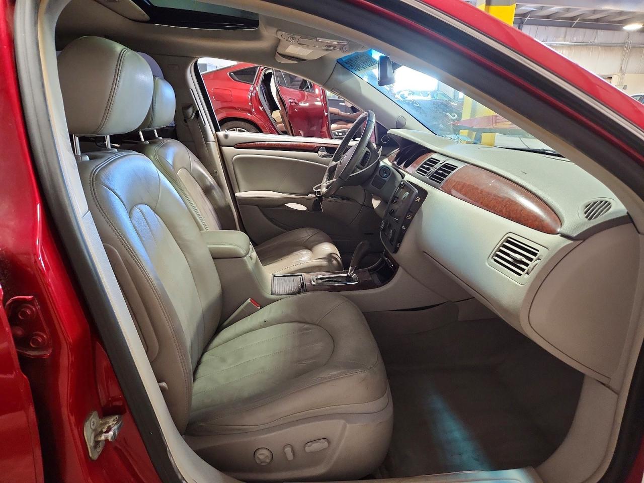 2008 Buick Lucerne Cxl Red vin: 1G4HD57288U189167