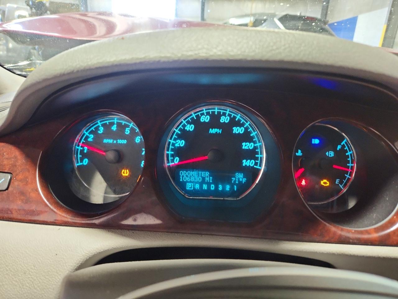 2008 Buick Lucerne Cxl Red vin: 1G4HD57288U189167