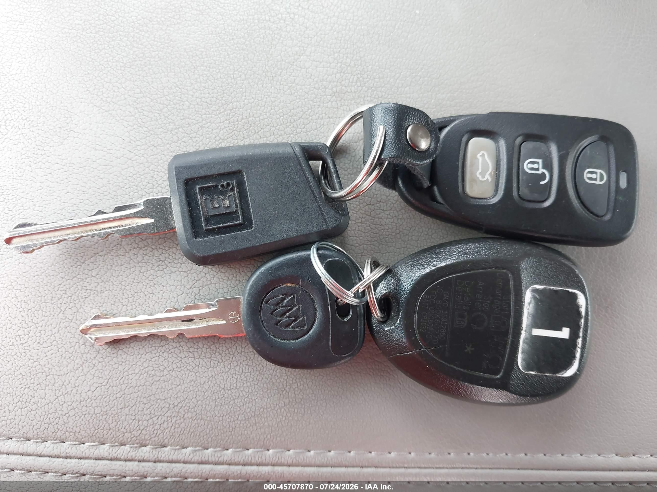 2007 Buick Lucerne Cxl Серебряный vin: 1G4HD57297U221252