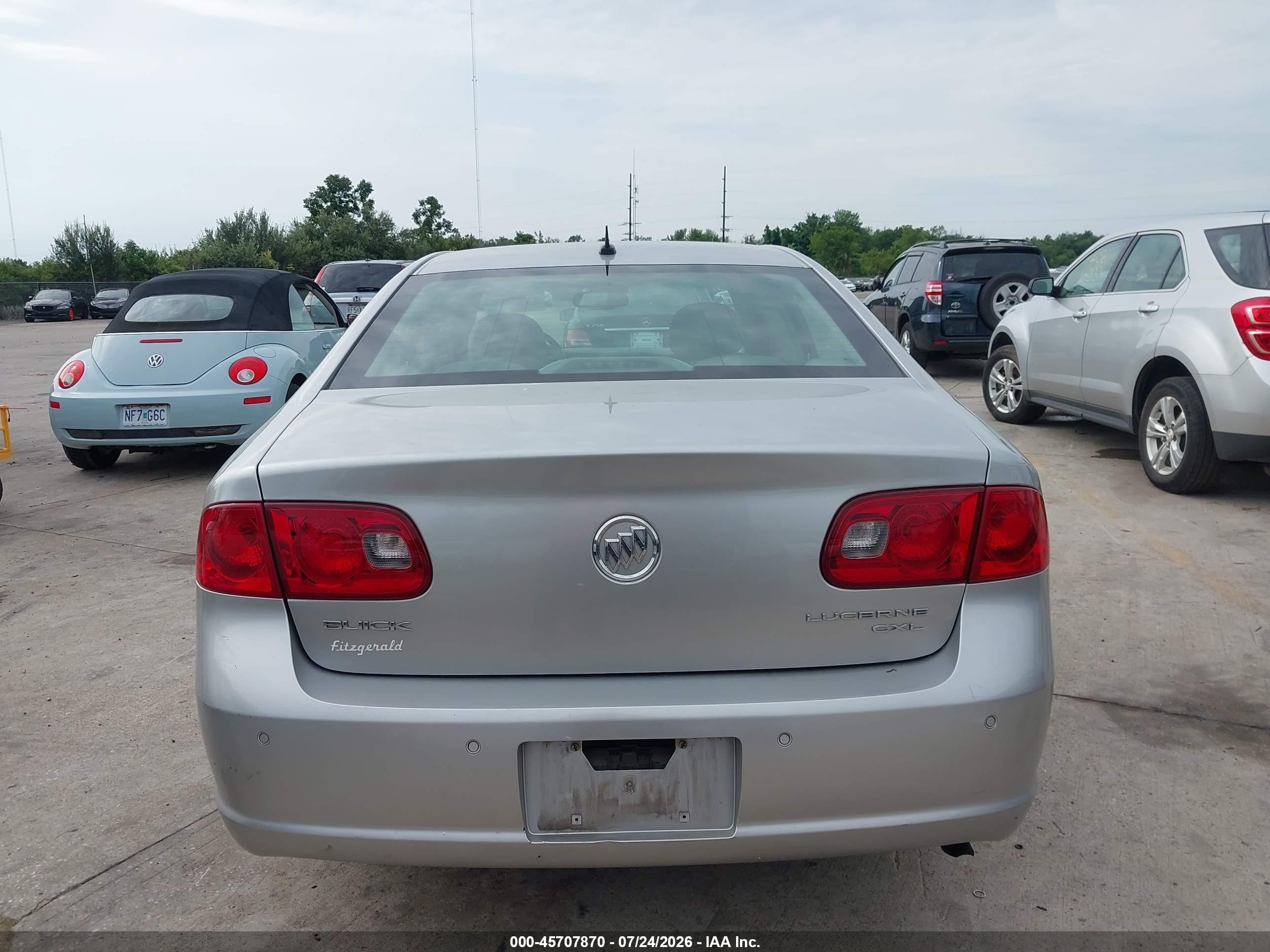 2007 Buick Lucerne Cxl Серебряный vin: 1G4HD57297U221252