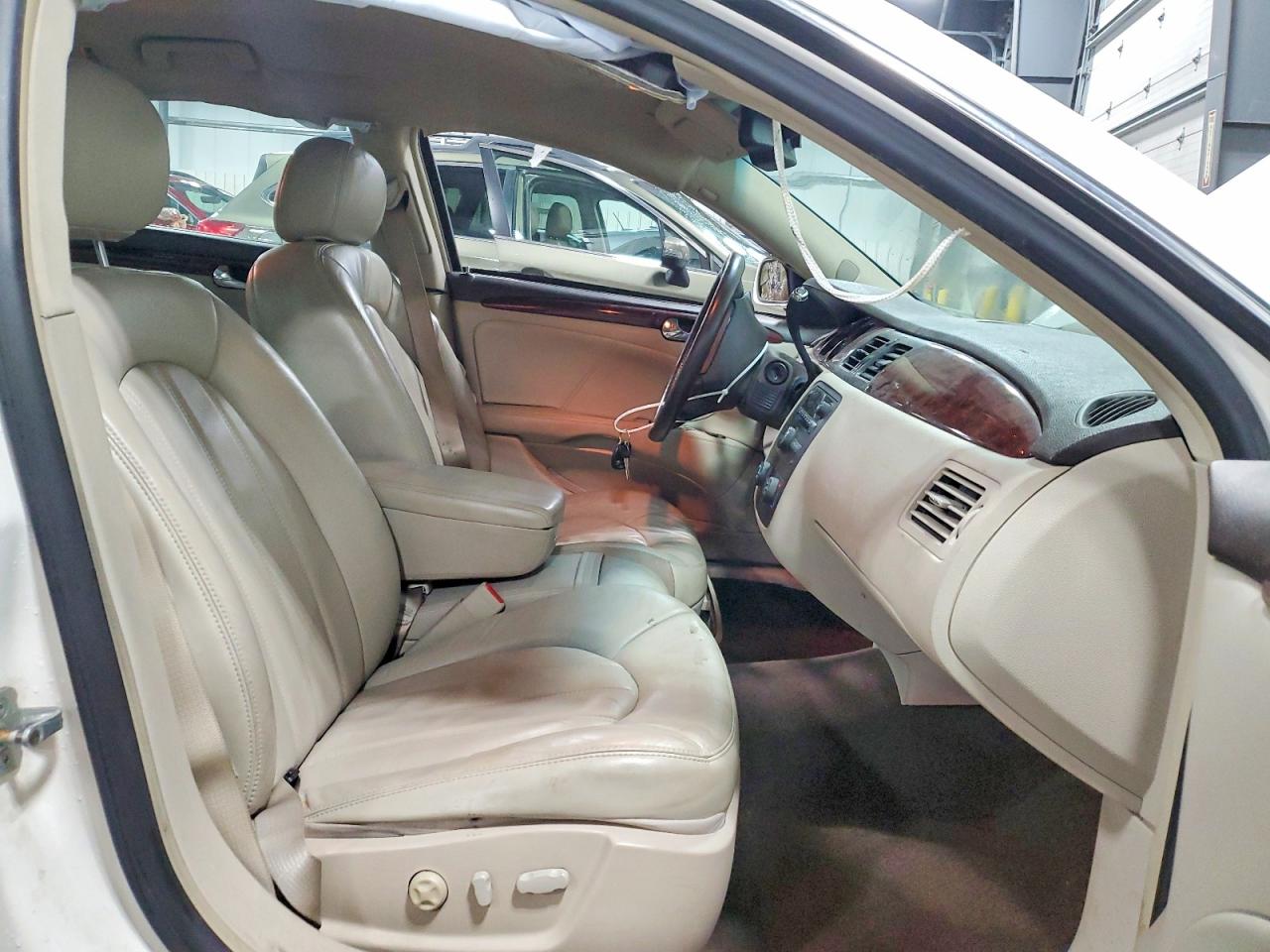 2007 Buick Lucerne Cxl White vin: 1G4HD57297U225334