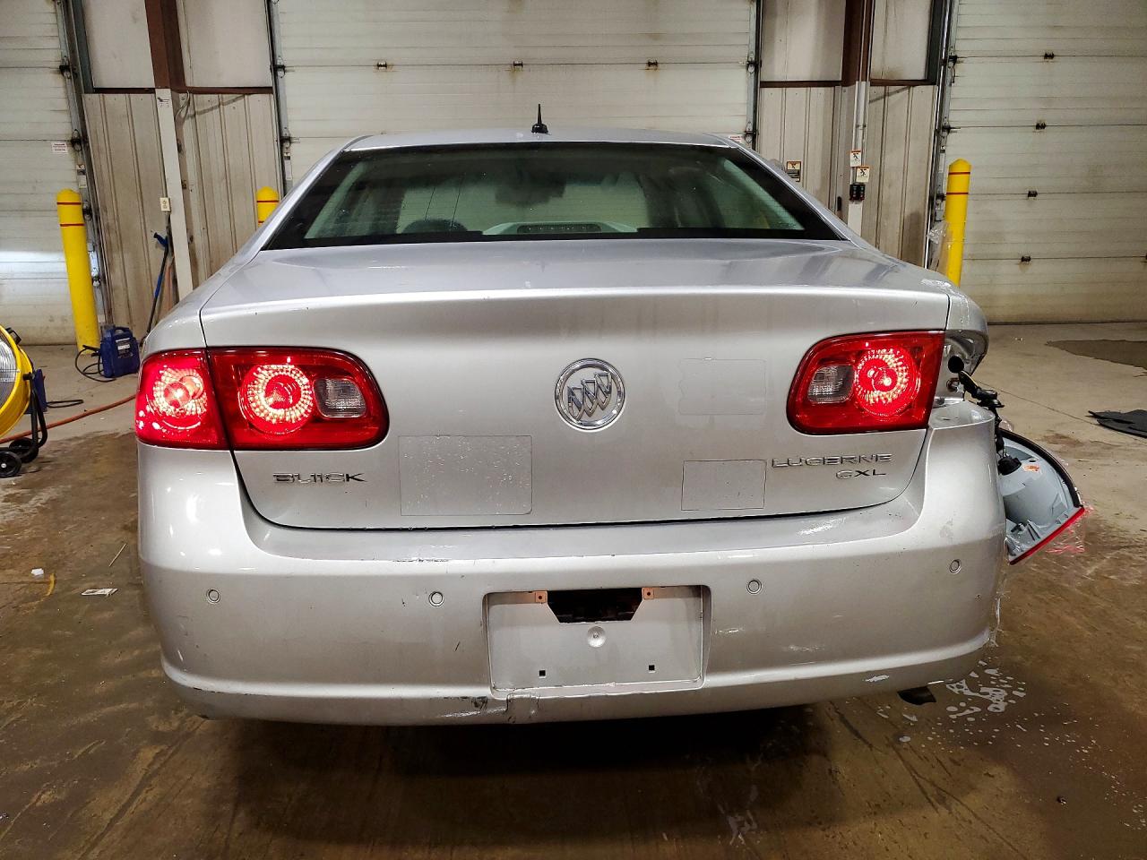 2008 Buick Lucerne Cxl Silver vin: 1G4HD57298U140673