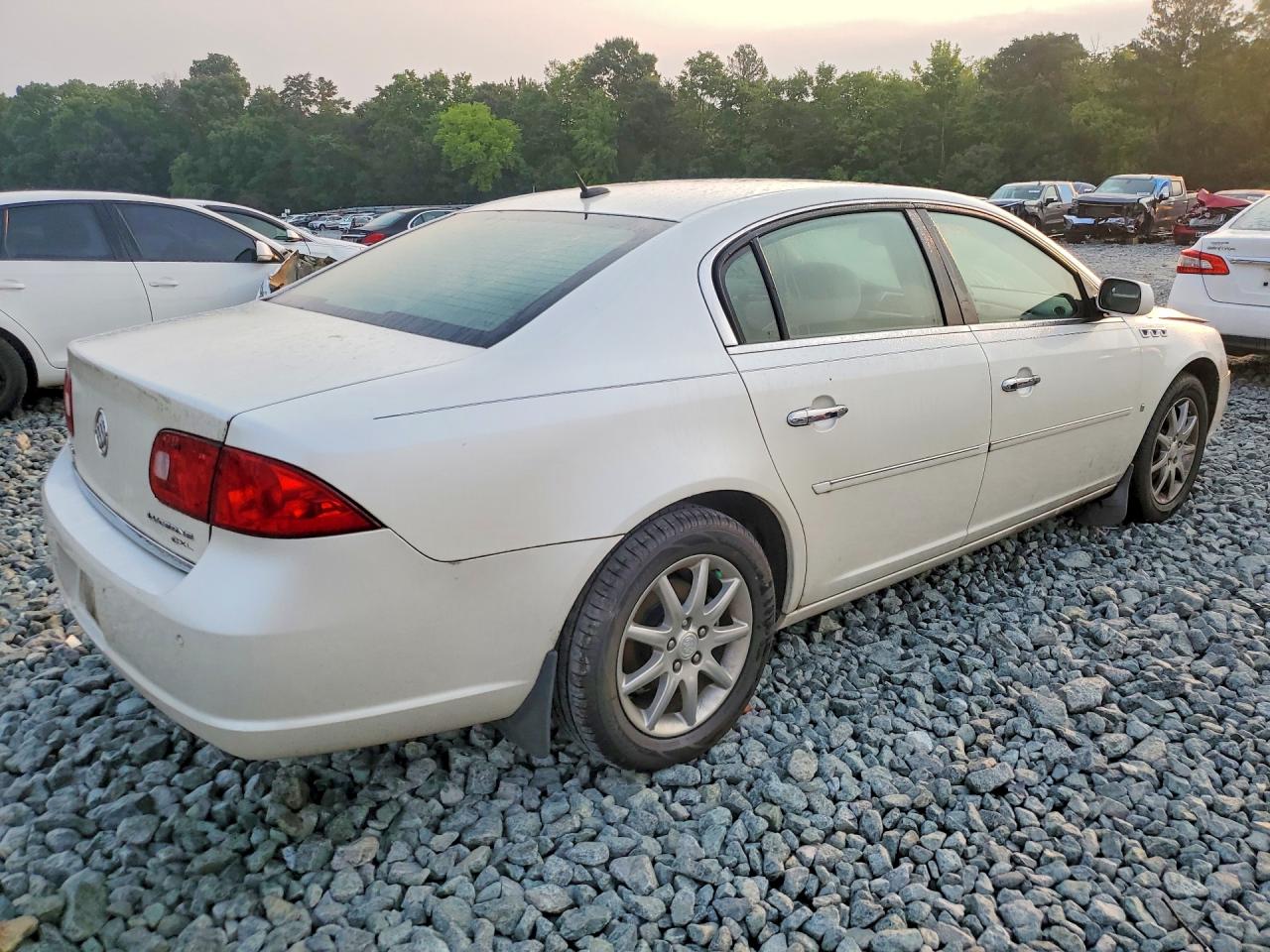 2008 Buick Lucerne Cxl White vin: 1G4HD57298U184706
