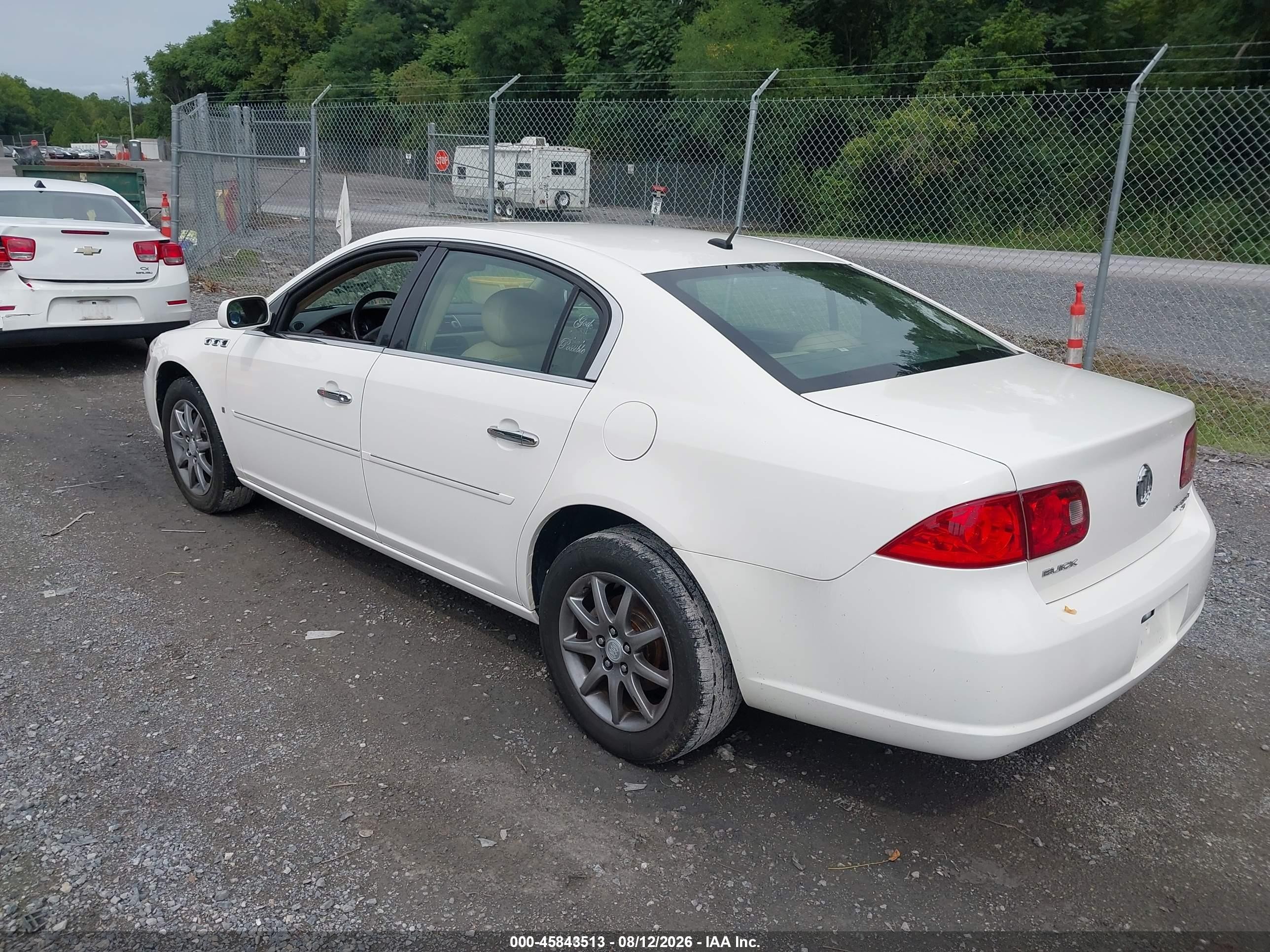 2007 Buick Lucerne Cxl White vin: 1G4HD572X7U109902
