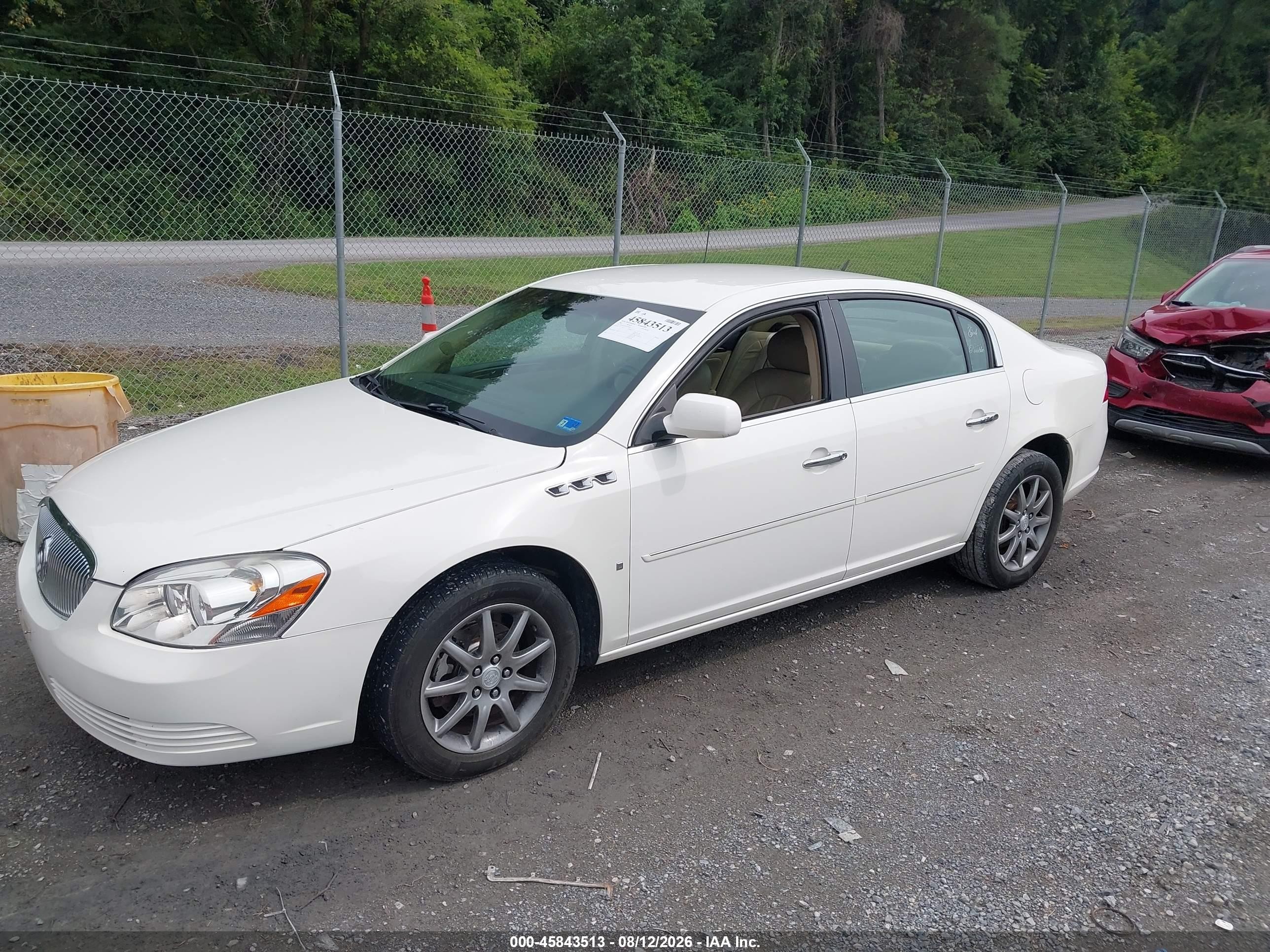2007 Buick Lucerne Cxl White vin: 1G4HD572X7U109902