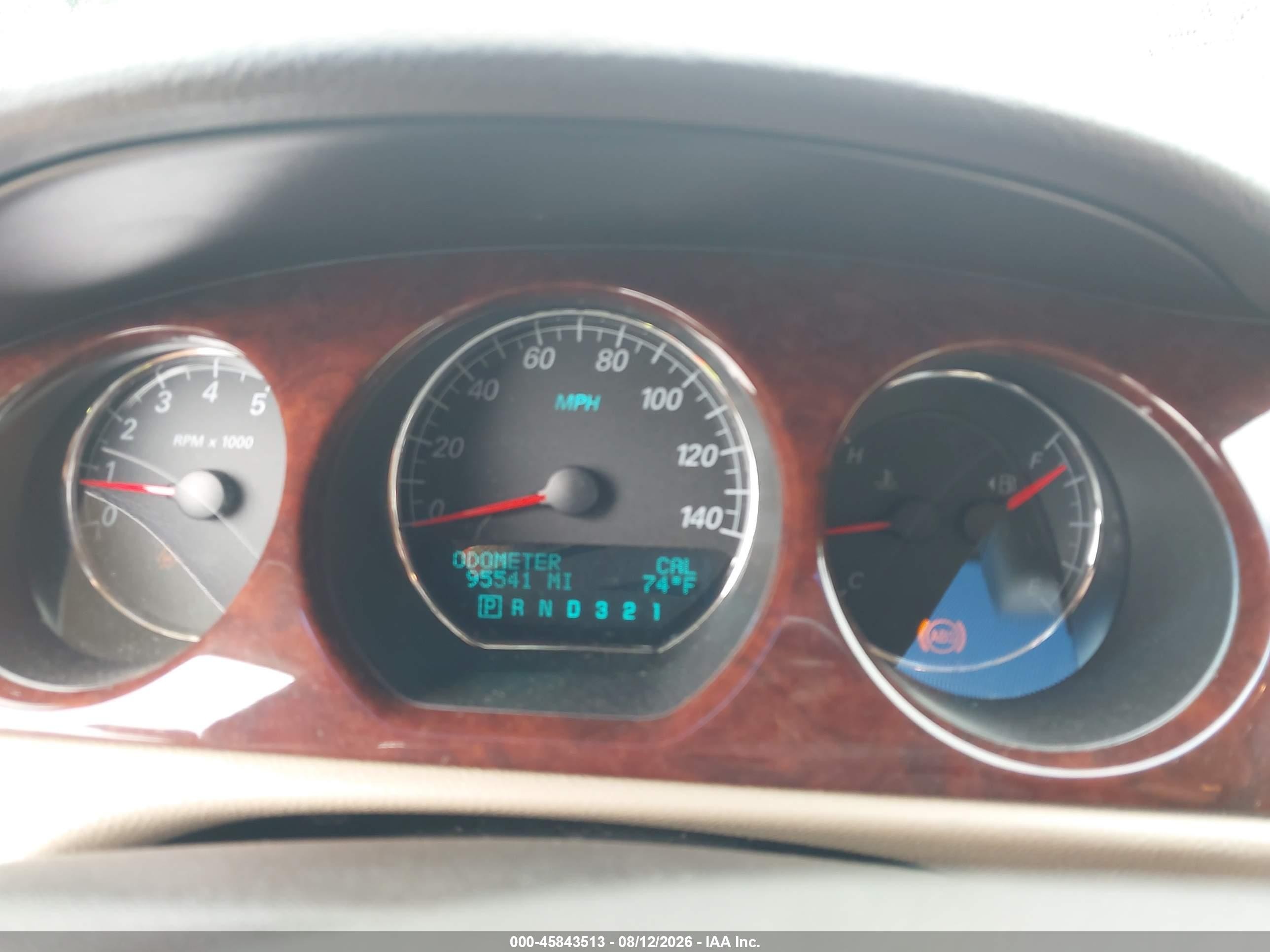 2007 Buick Lucerne Cxl White vin: 1G4HD572X7U109902