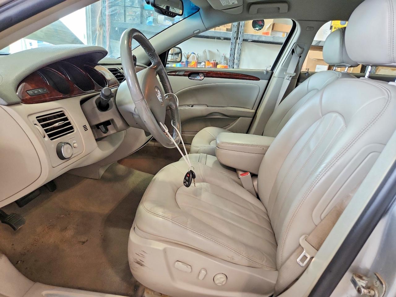2007 Buick Lucerne Cxl Silver vin: 1G4HD572X7U220899