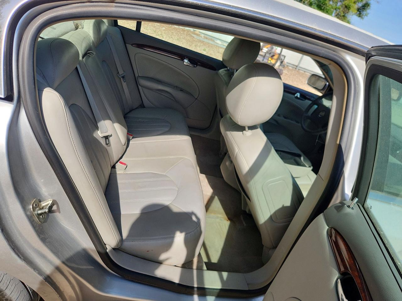 2009 Buick Lucerne Cxl Silver vin: 1G4HD57M09U125353