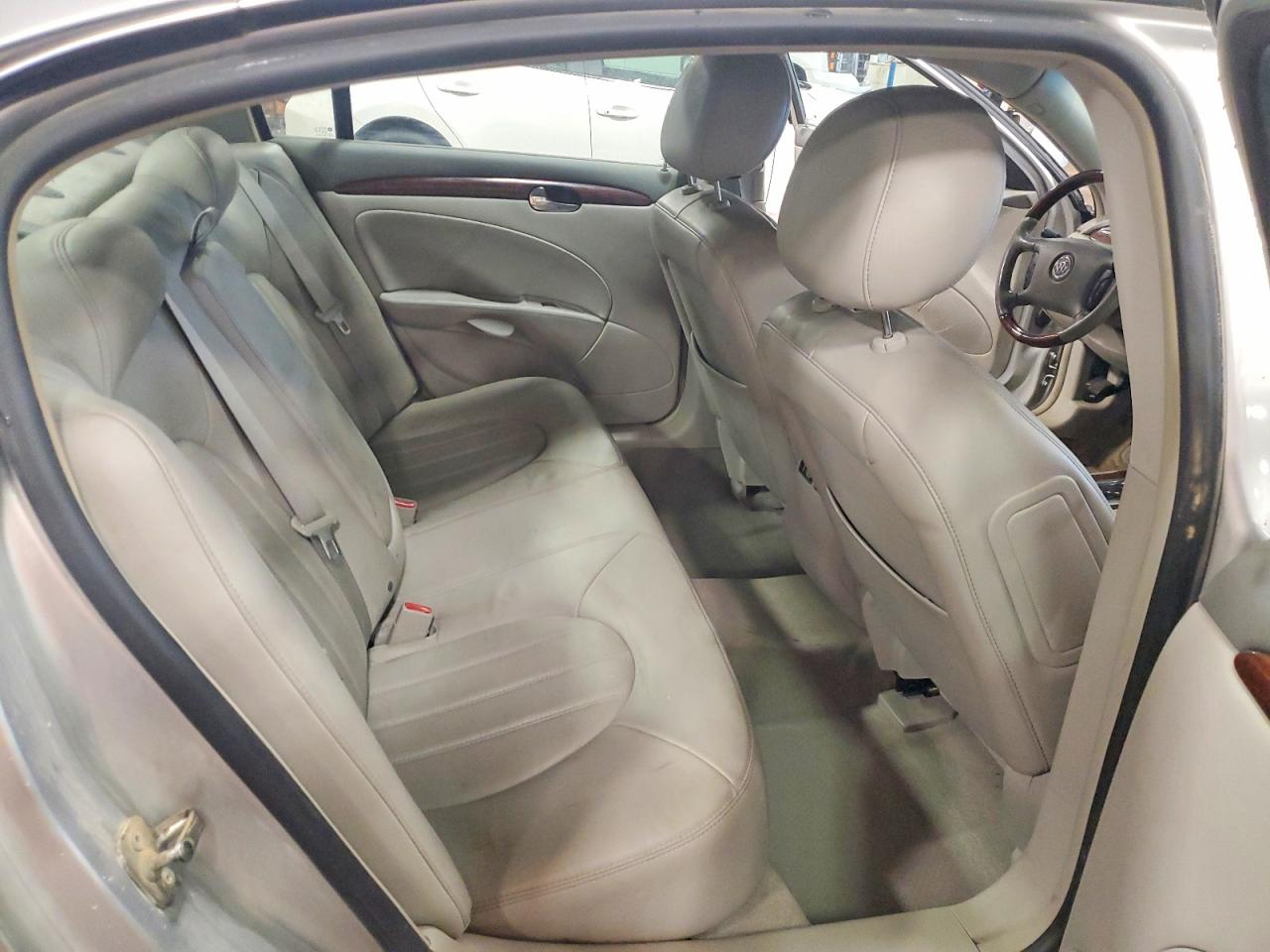 2009 Buick Lucerne Cxl Silver vin: 1G4HD57M09U127426