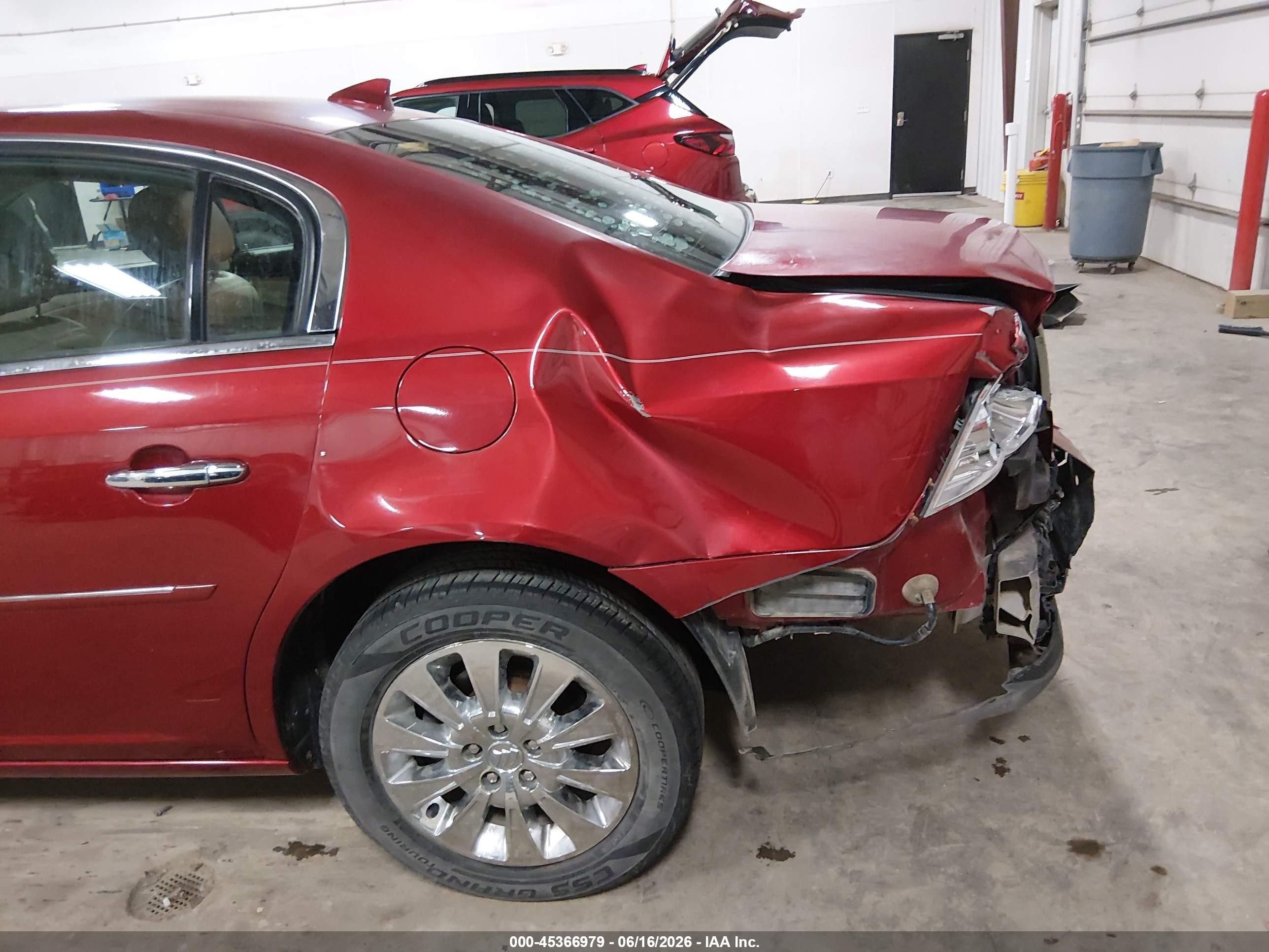 2009 Buick Lucerne Cxl Special Edition Red vin: 1G4HD57M09U142511