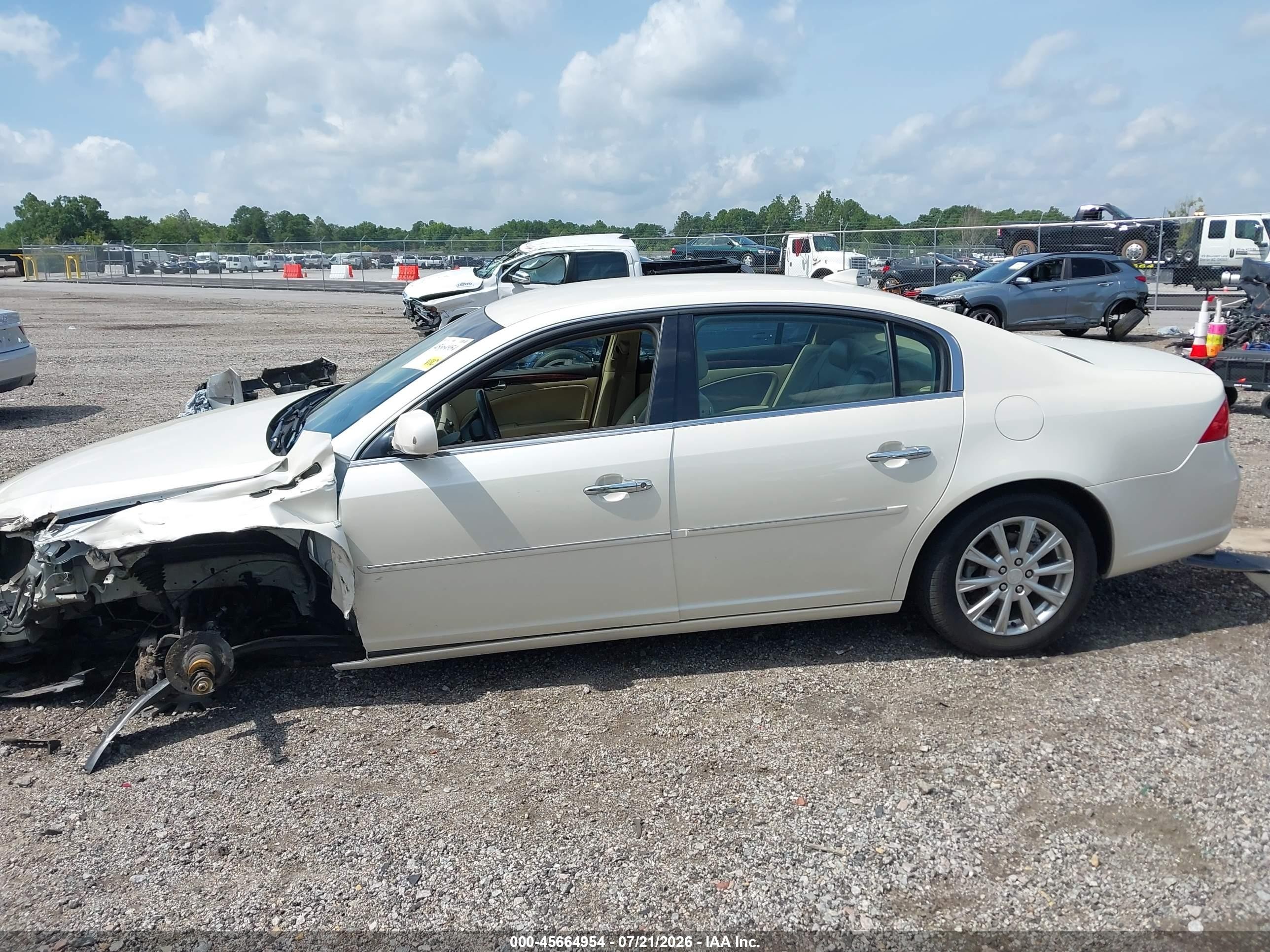 2009 Buick Lucerne Cxl White vin: 1G4HD57M19U106696