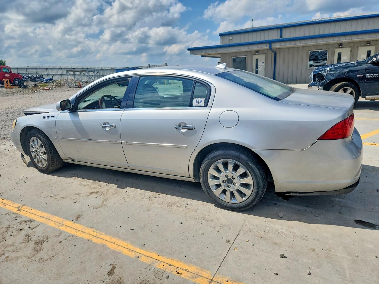 2009 Buick Lucerne Cxl Серебряный vin: 1G4HD57M19U109601