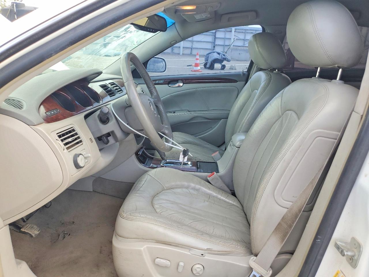 2009 Buick Lucerne Cxl White vin: 1G4HD57M39U101645