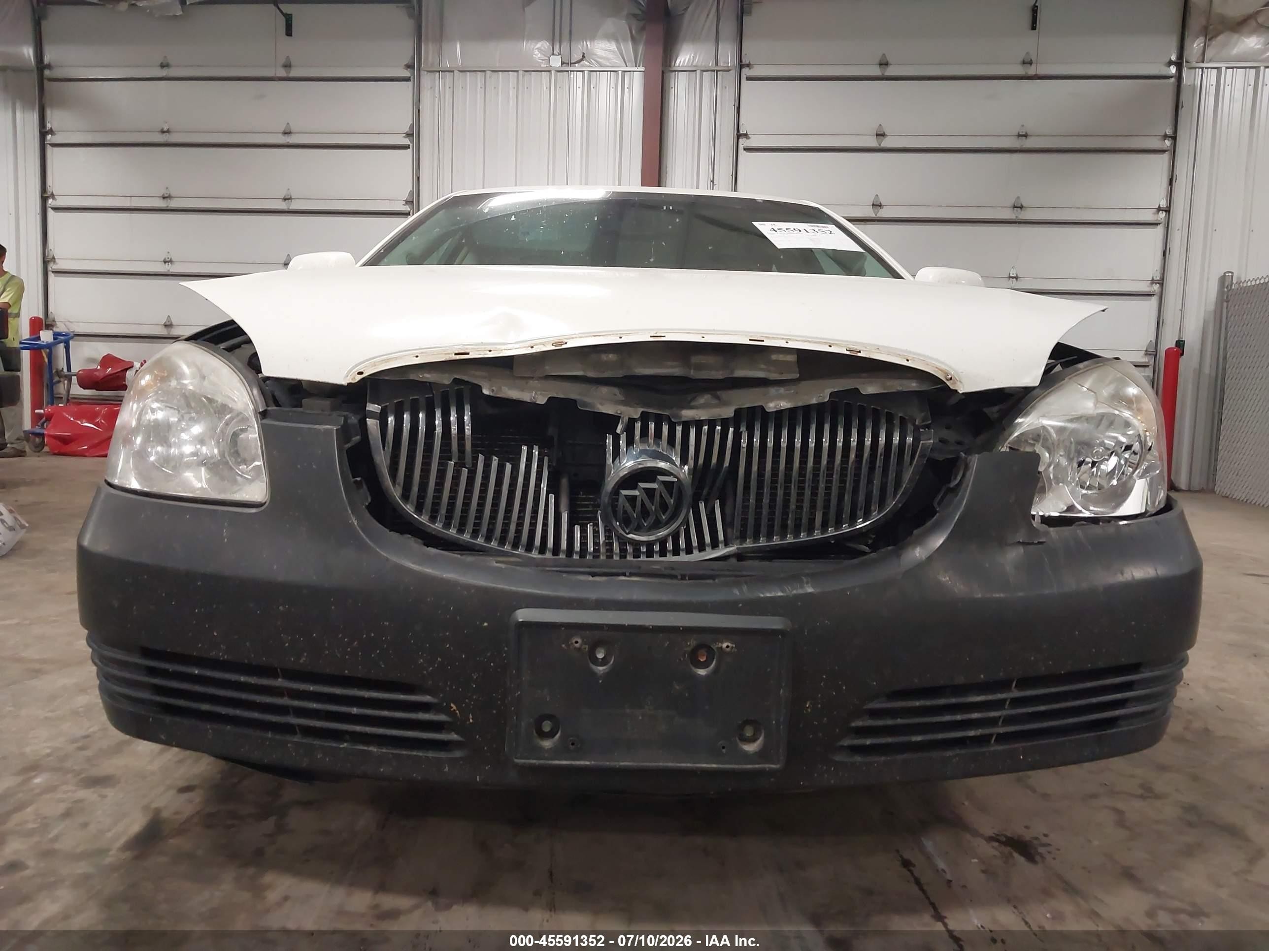 2009 Buick Lucerne Cxl White vin: 1G4HD57M49U100455