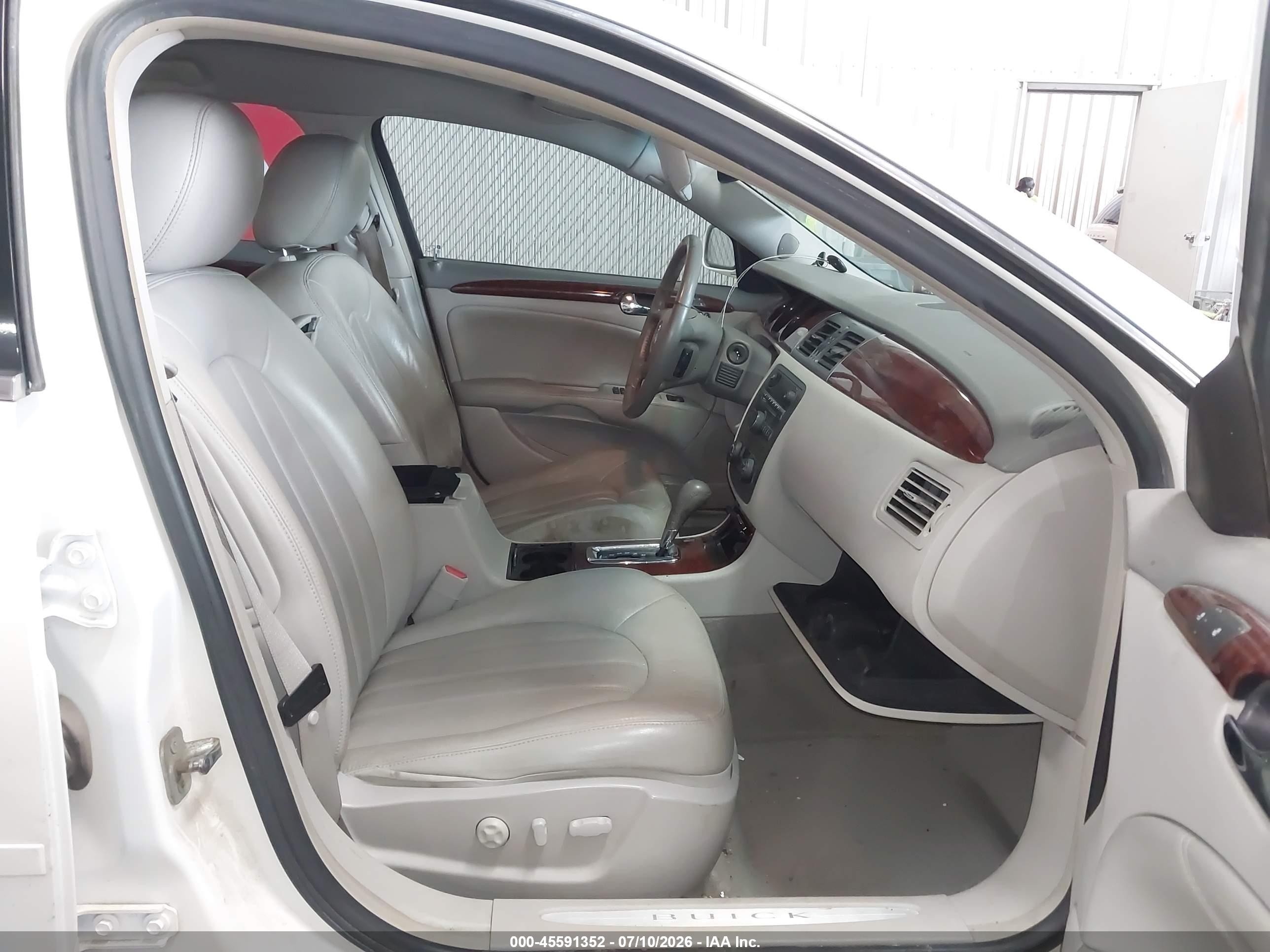 2009 Buick Lucerne Cxl White vin: 1G4HD57M49U100455